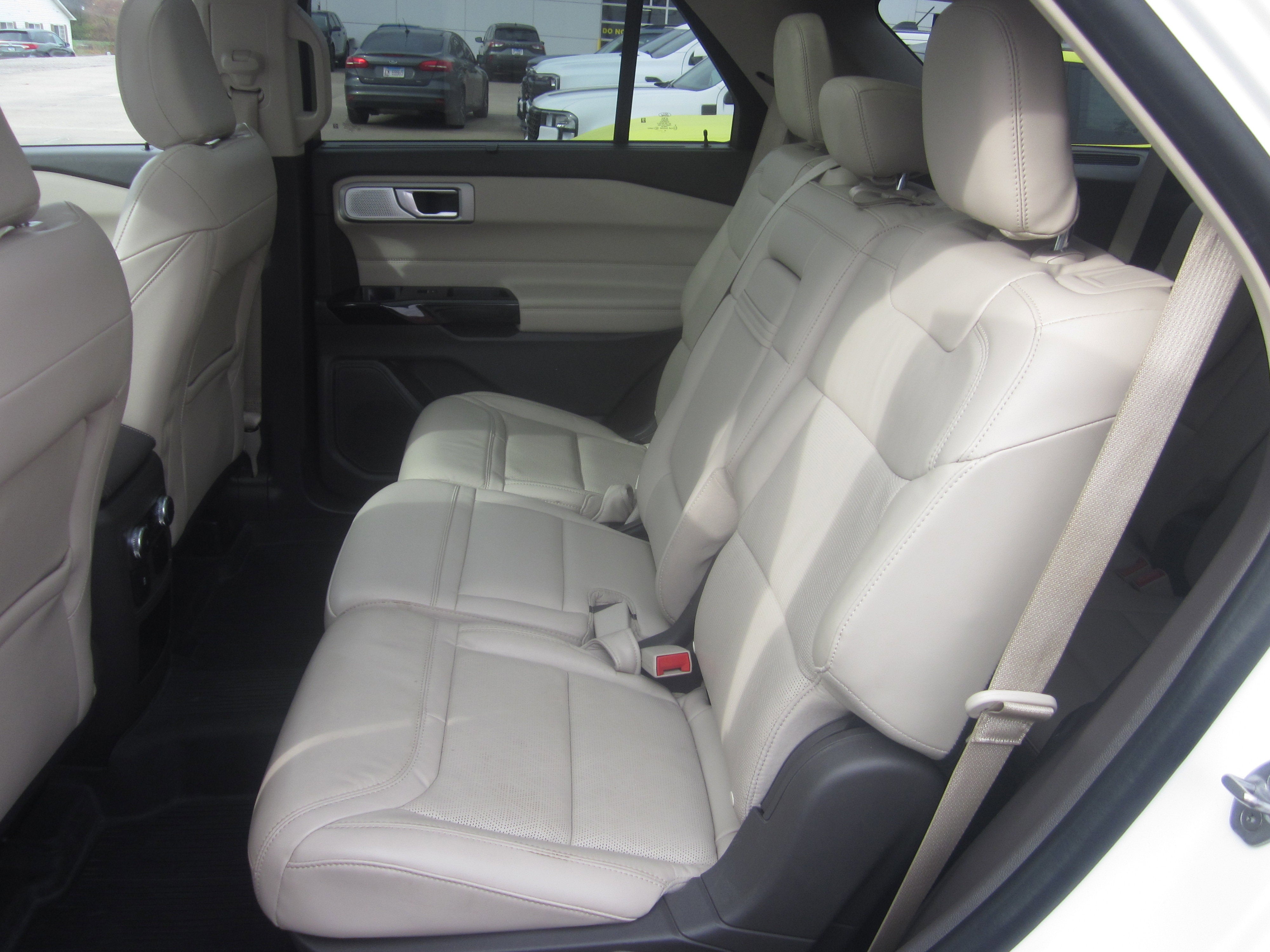 2021 Ford Explorer Platinum