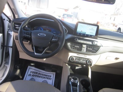 2022 Ford Escape Titanium