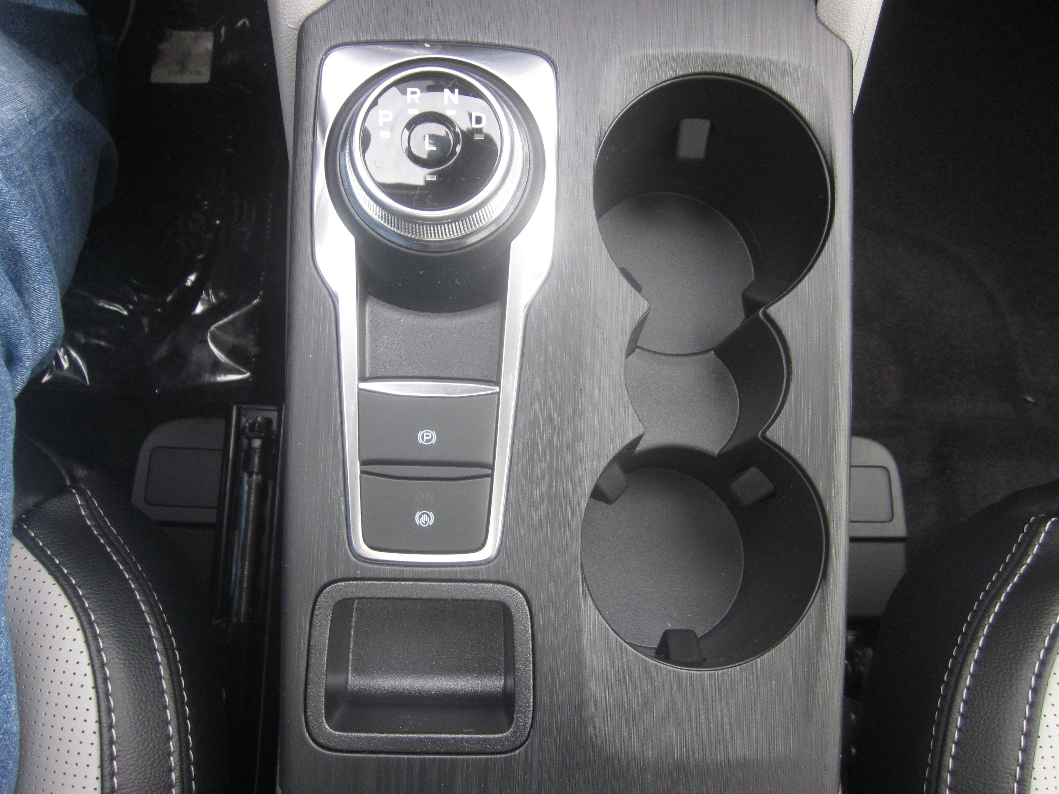 2026 Ford Escape Platinum