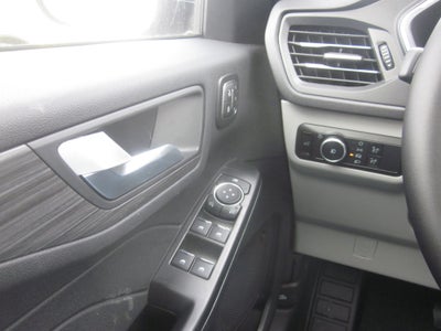 2026 Ford Escape Platinum