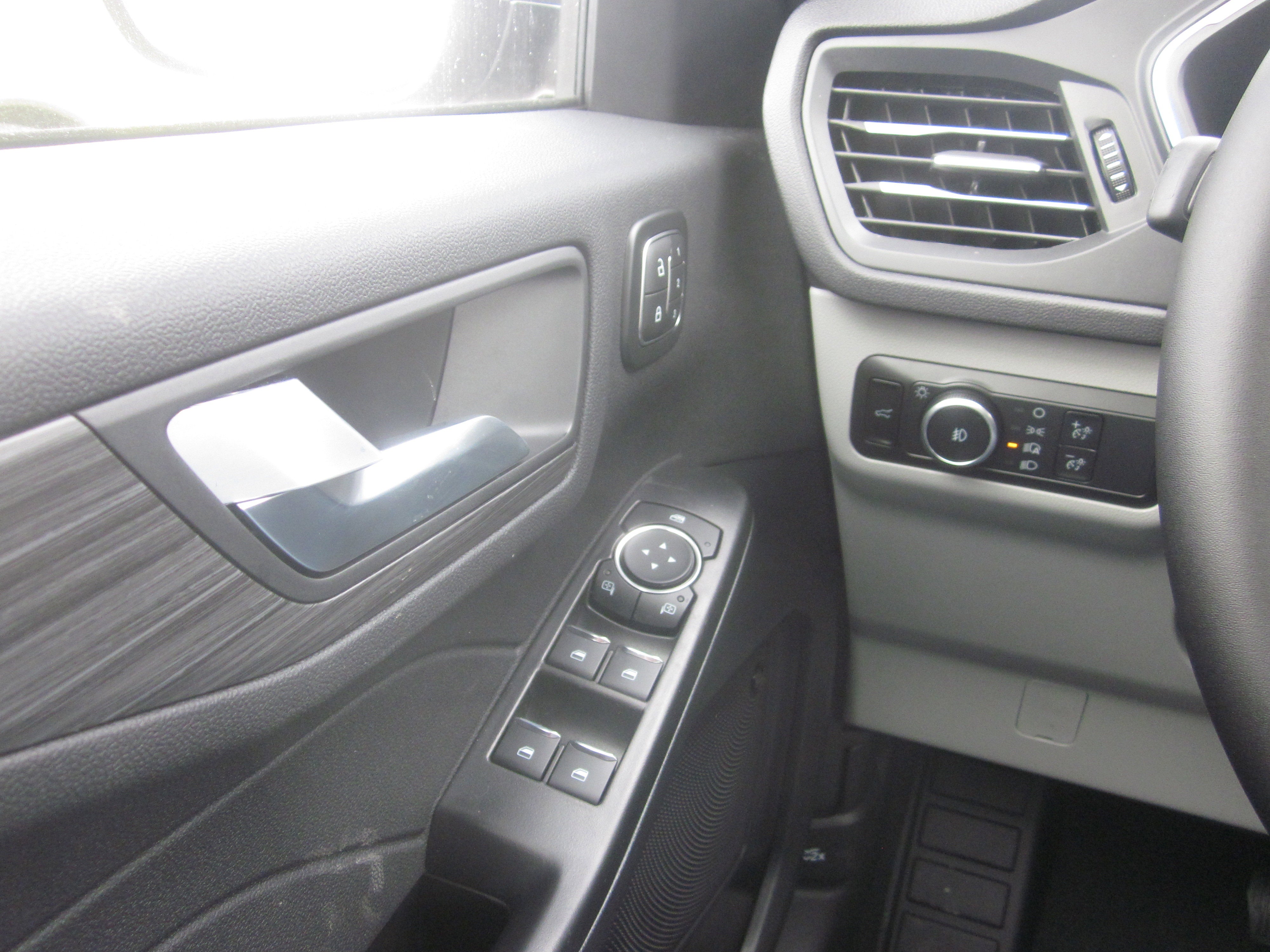 2026 Ford Escape Platinum