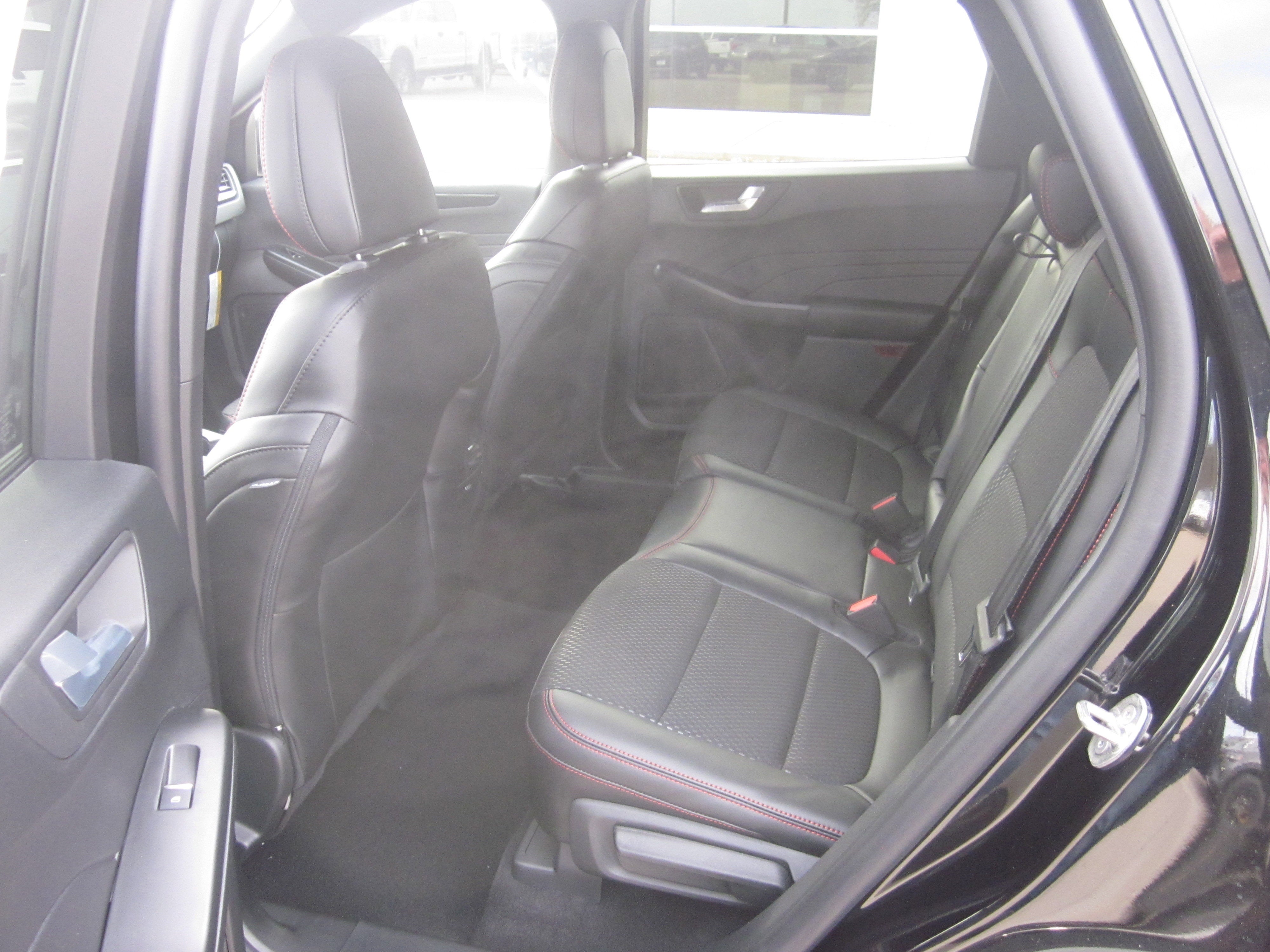 2026 Ford Escape ST-Line Select