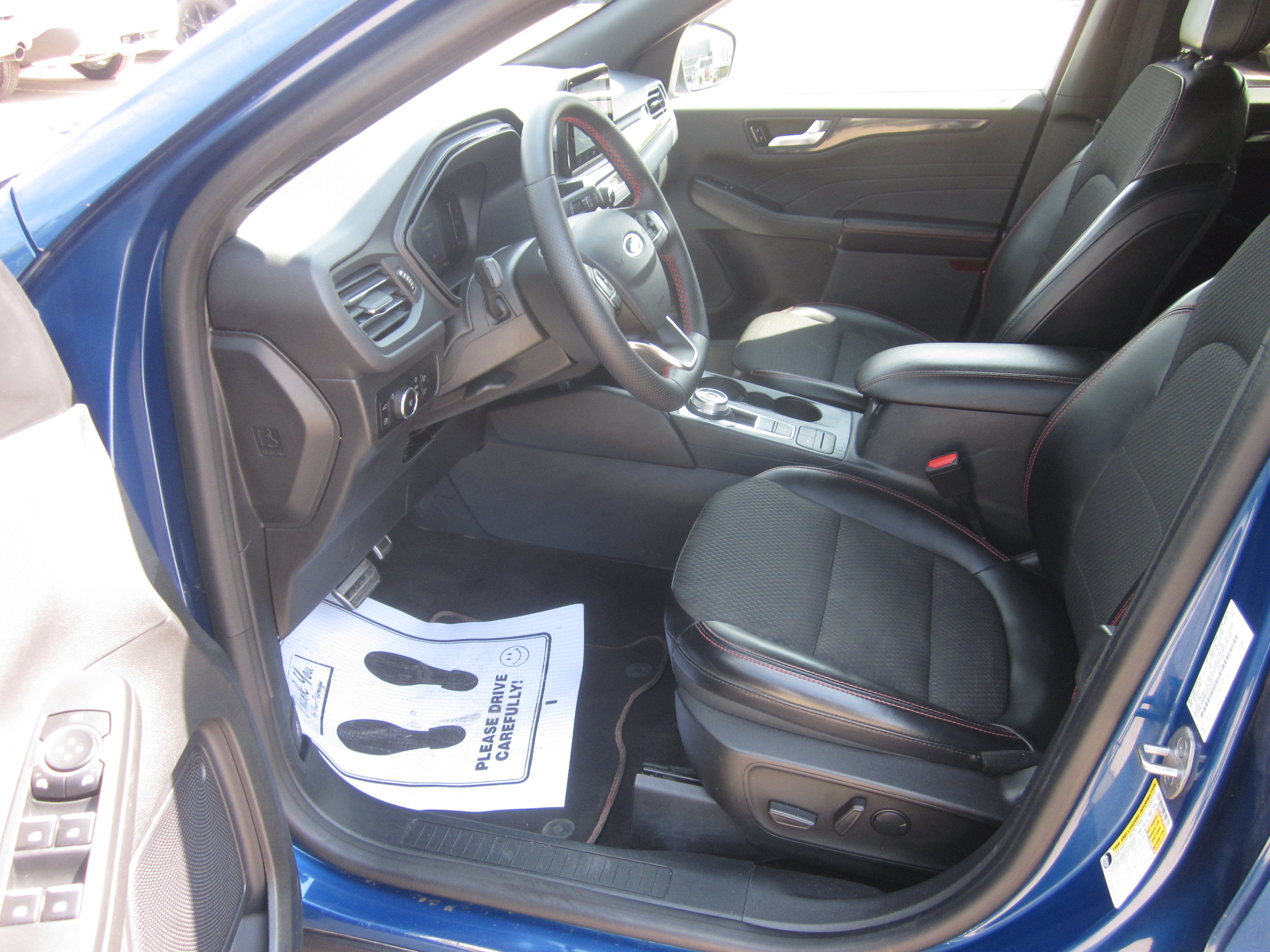 2023 Ford Escape ST-Line Select