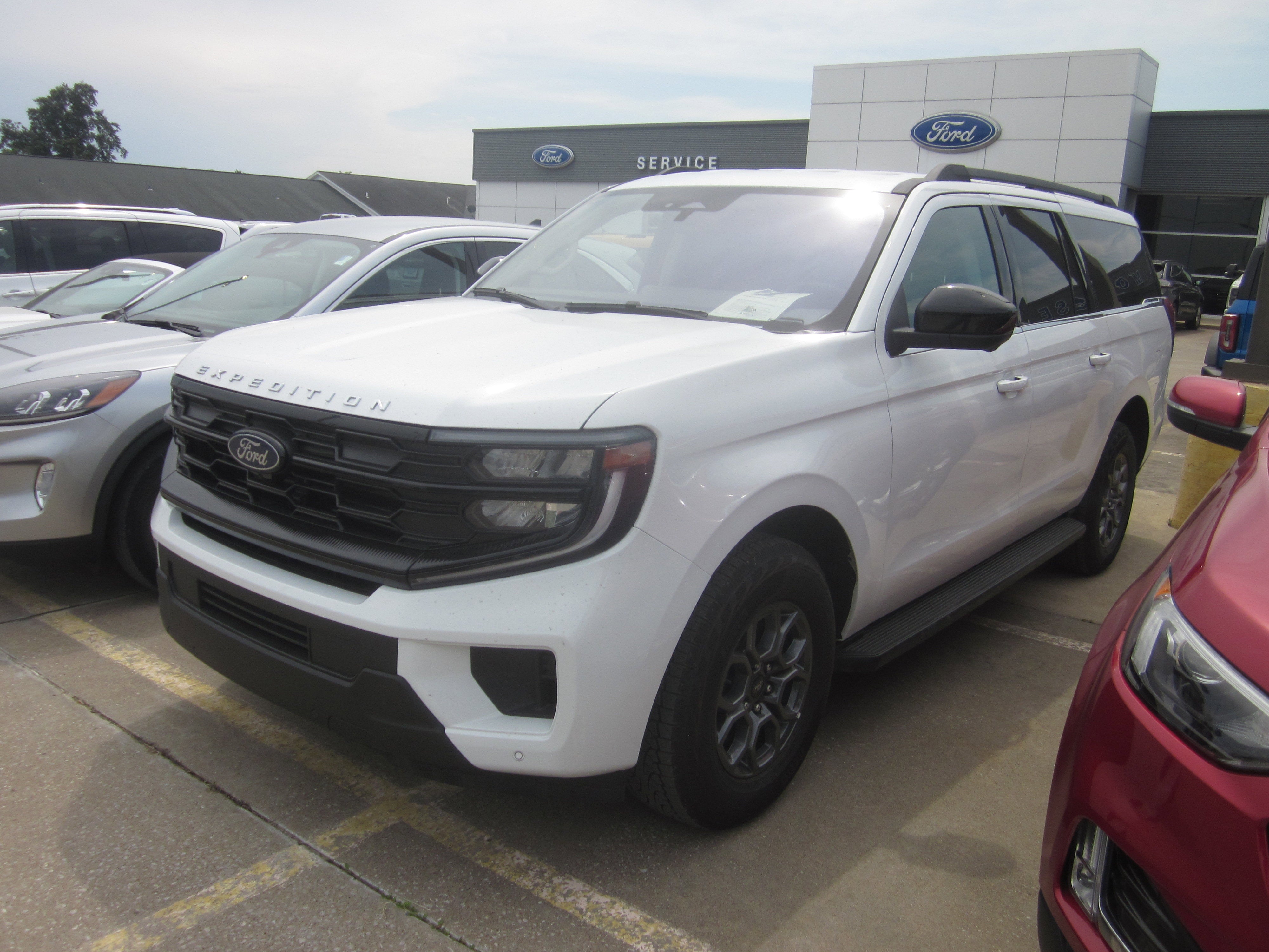 2025 Ford Expedition Max Active