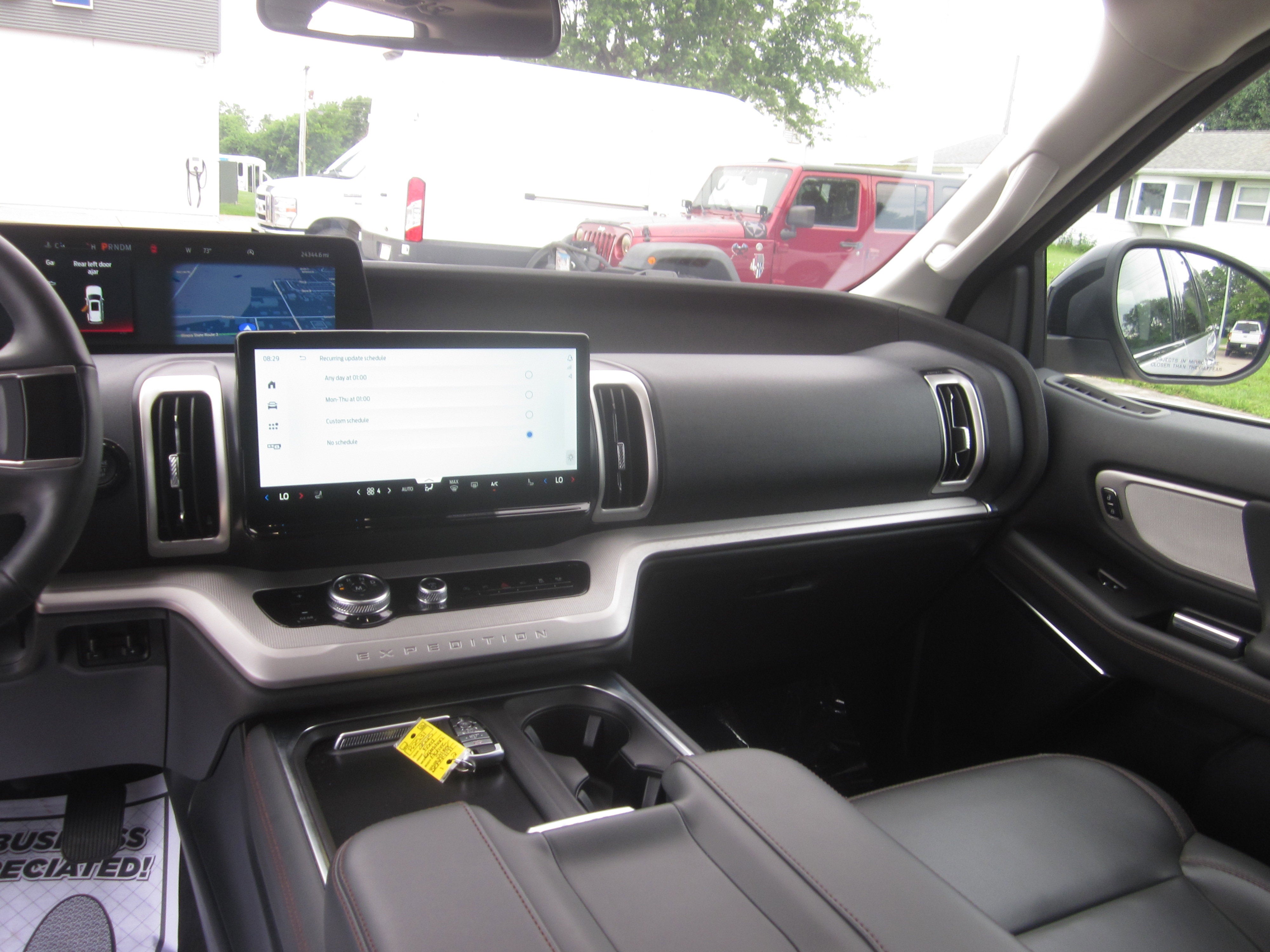 2025 Ford Expedition Active