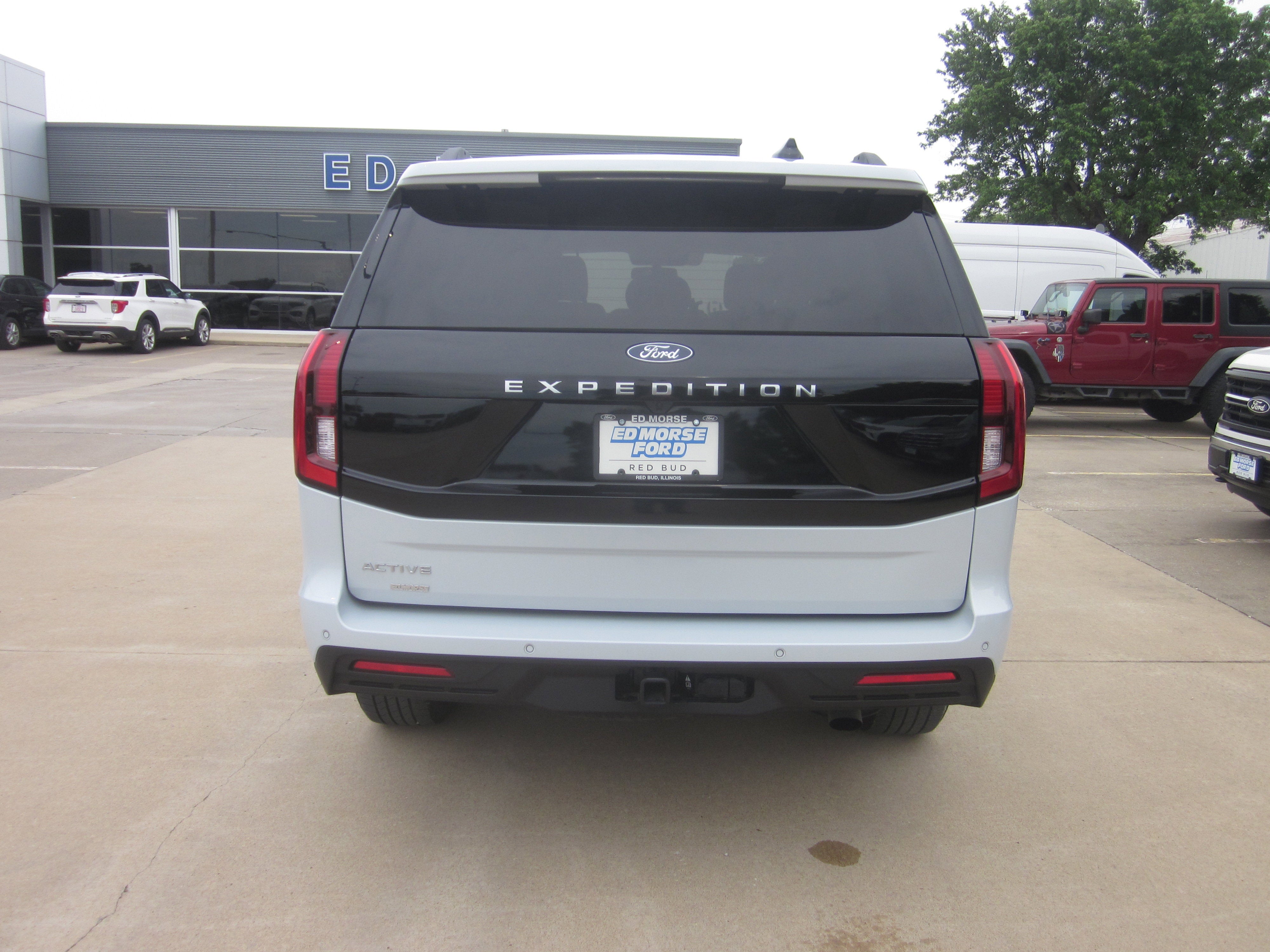 2025 Ford Expedition Active