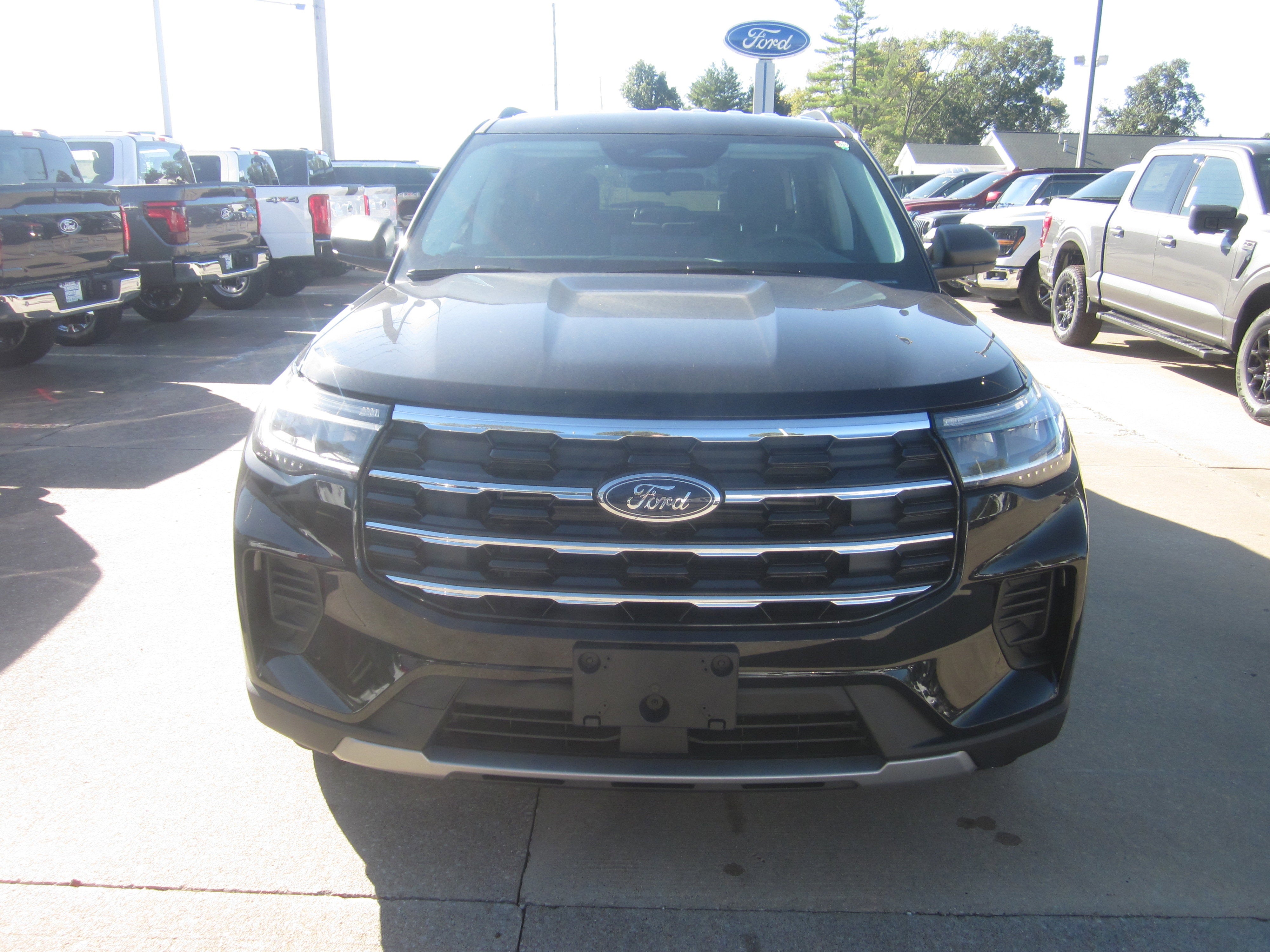 2026 Ford Explorer Active w/200A Pkg