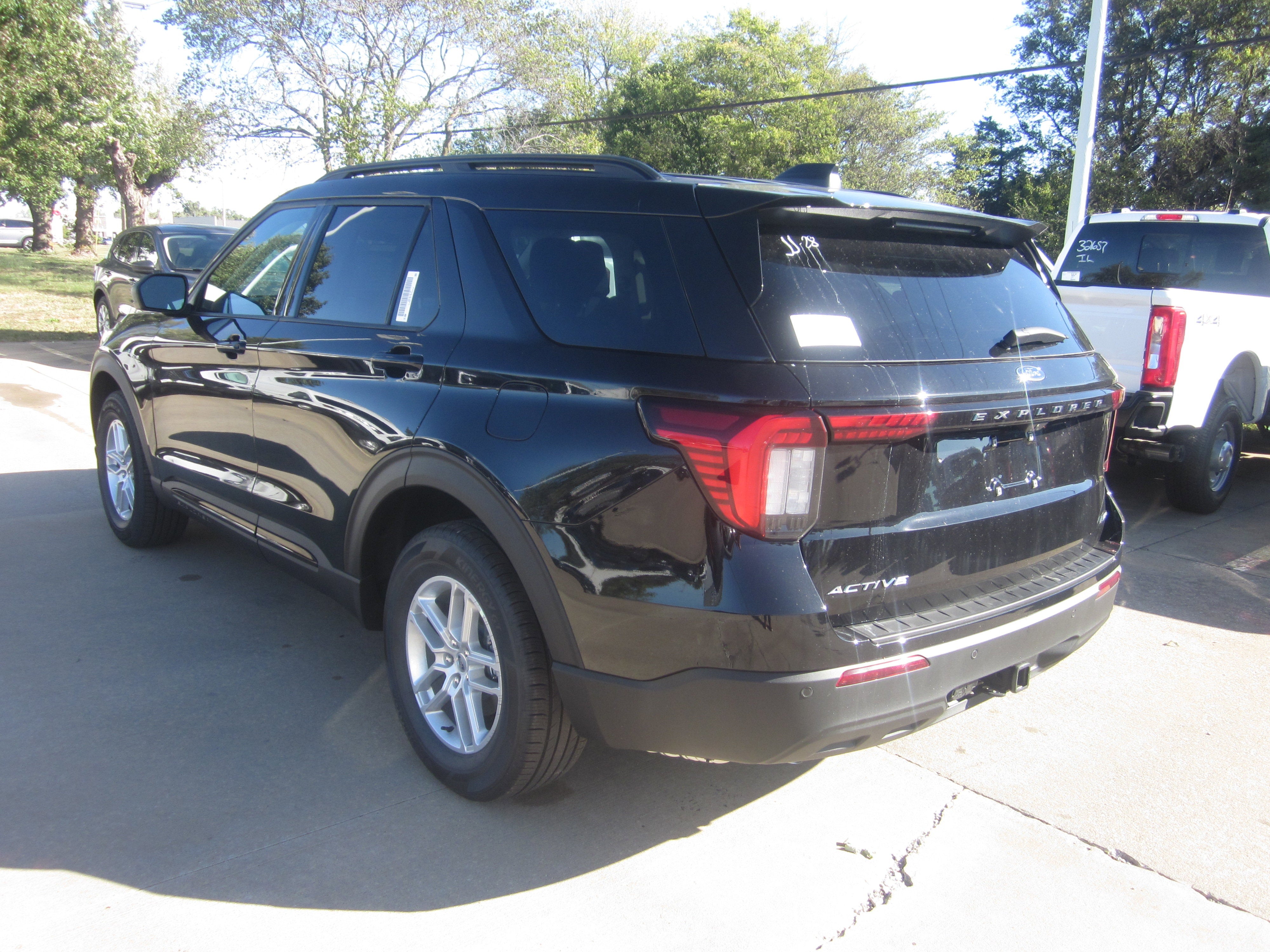 2026 Ford Explorer Active w/200A Pkg