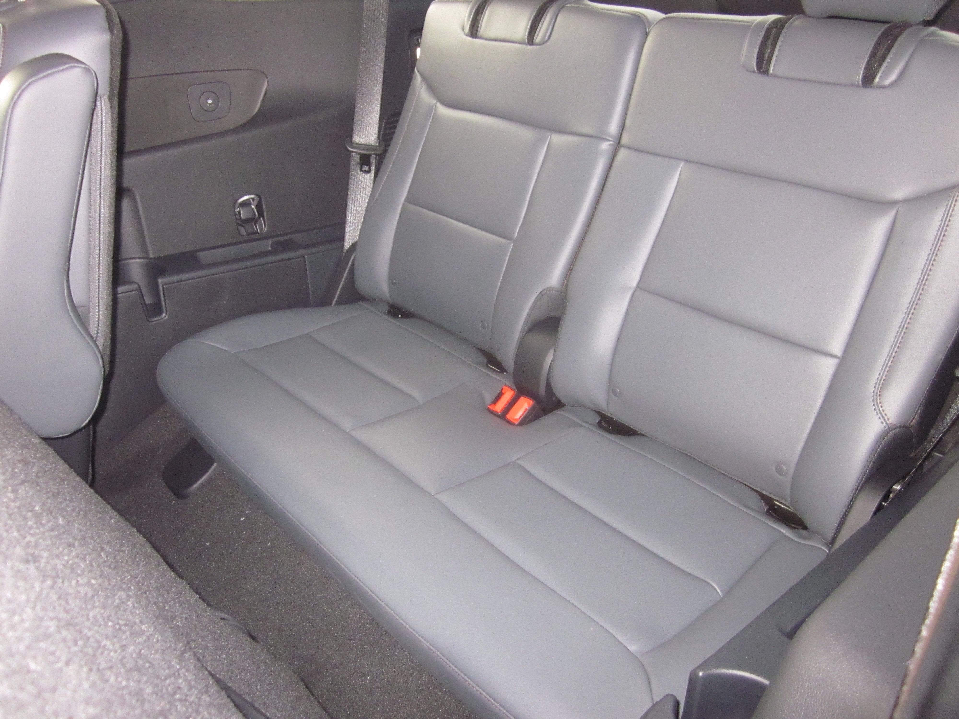 2027 Ford Explorer Active w/200A Pkg