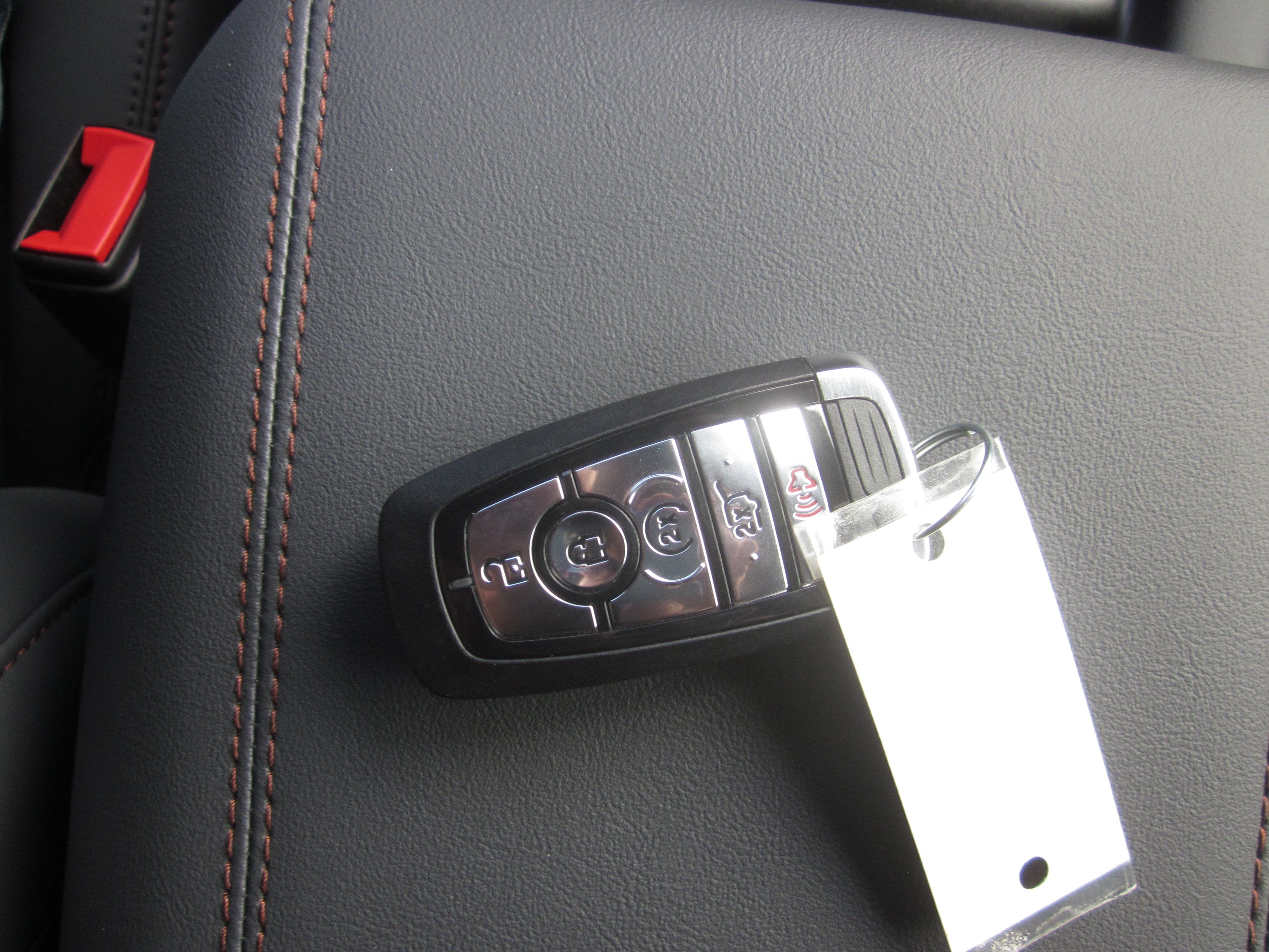 2027 Ford Explorer Active w/200A Pkg