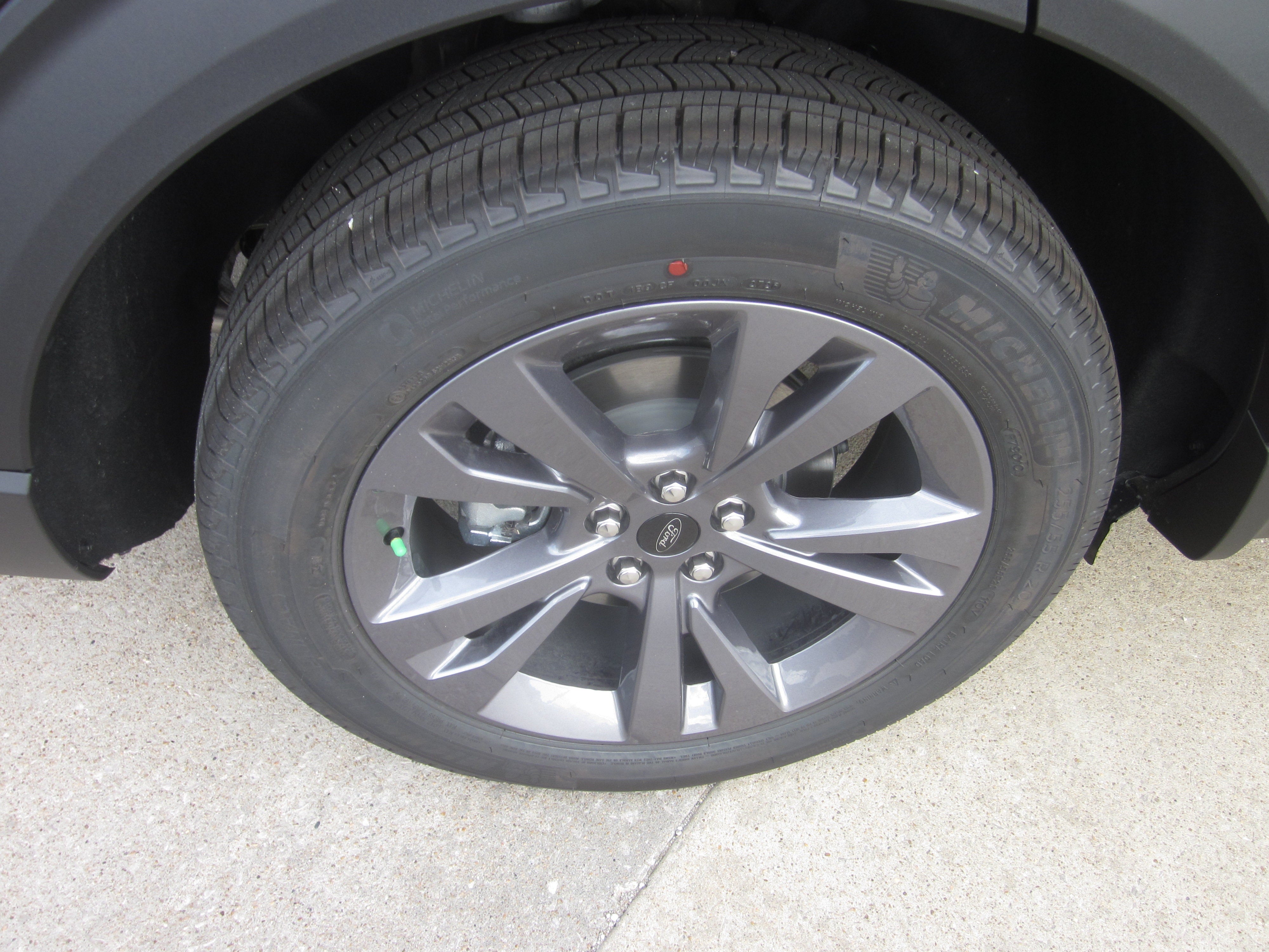 2027 Ford Explorer Active w/200A Pkg