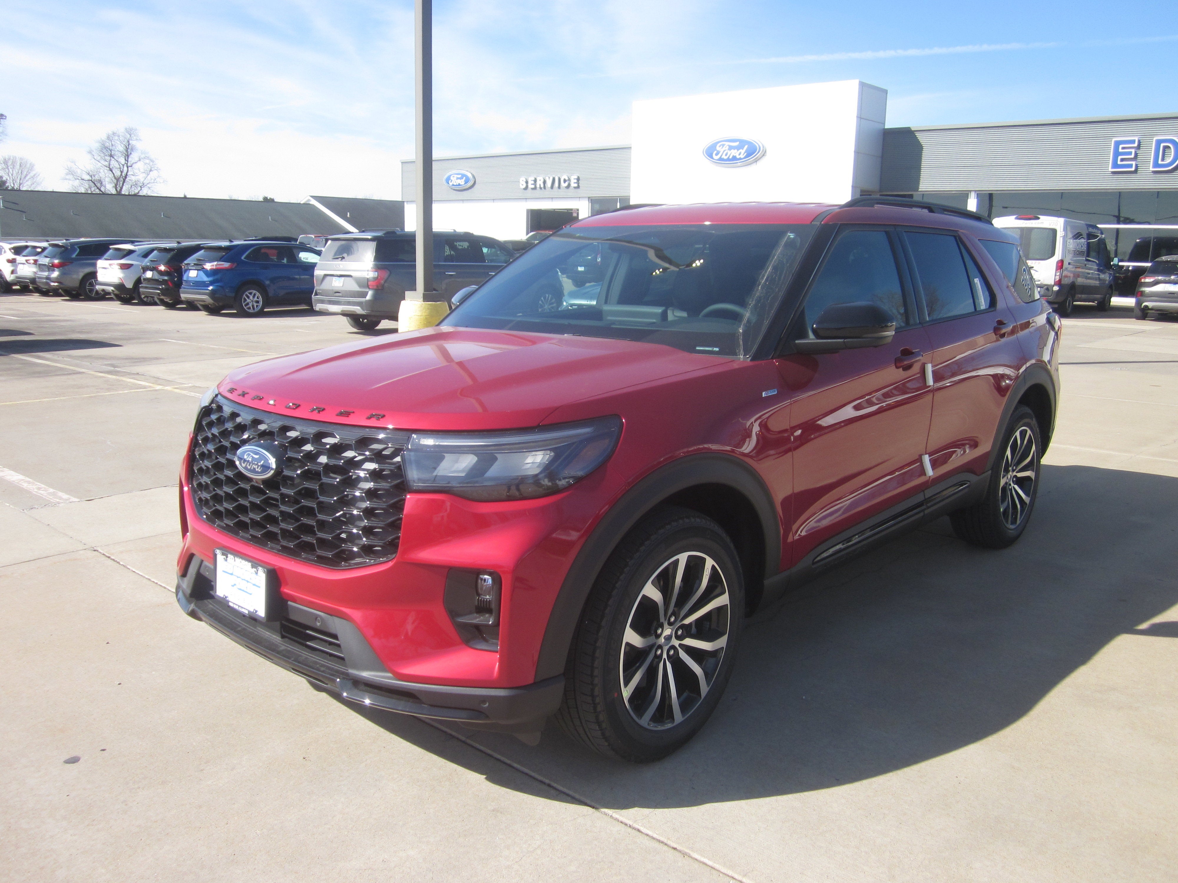 2026 Ford Explorer ST-Line