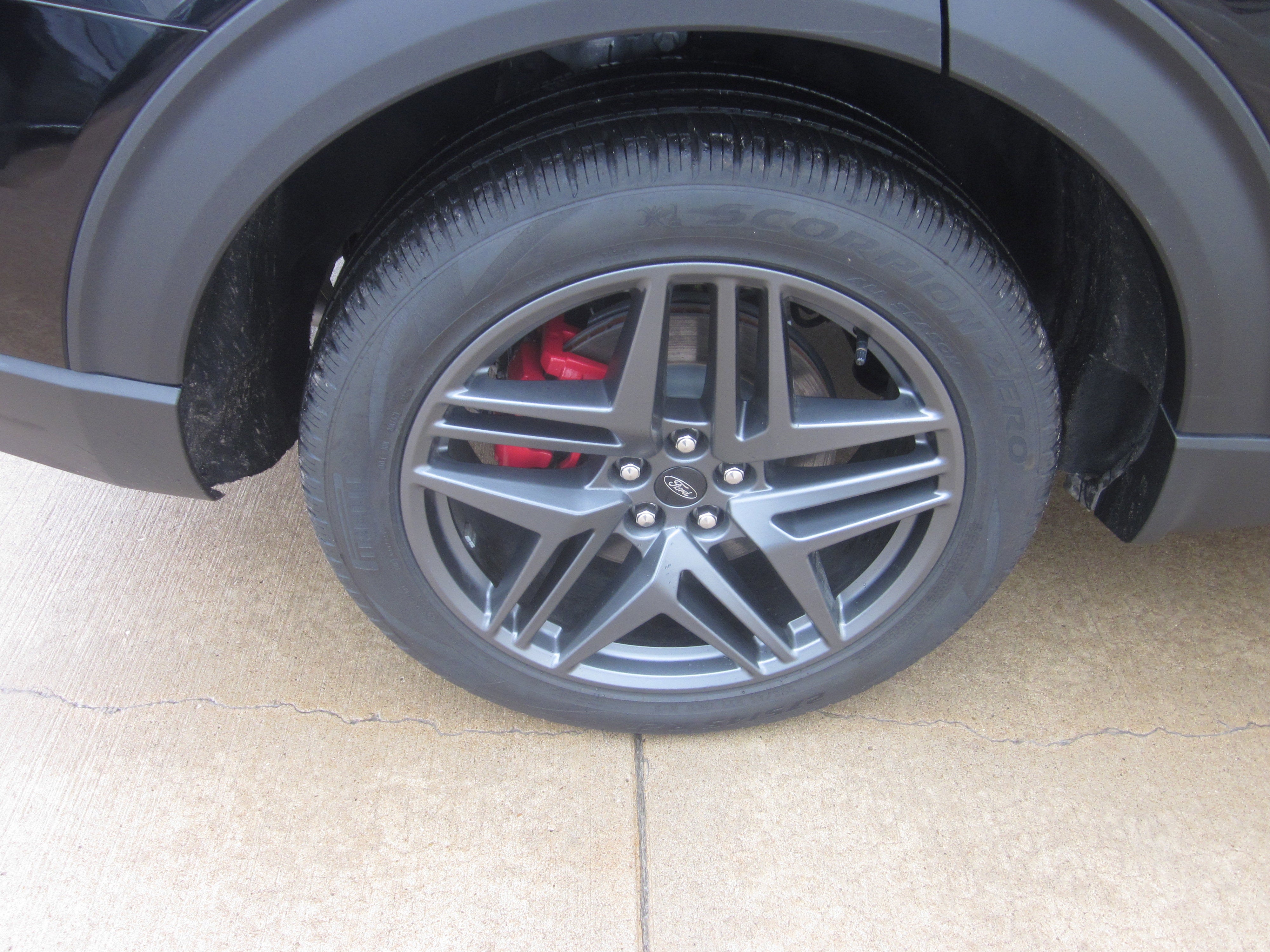 2025 Ford Explorer ST
