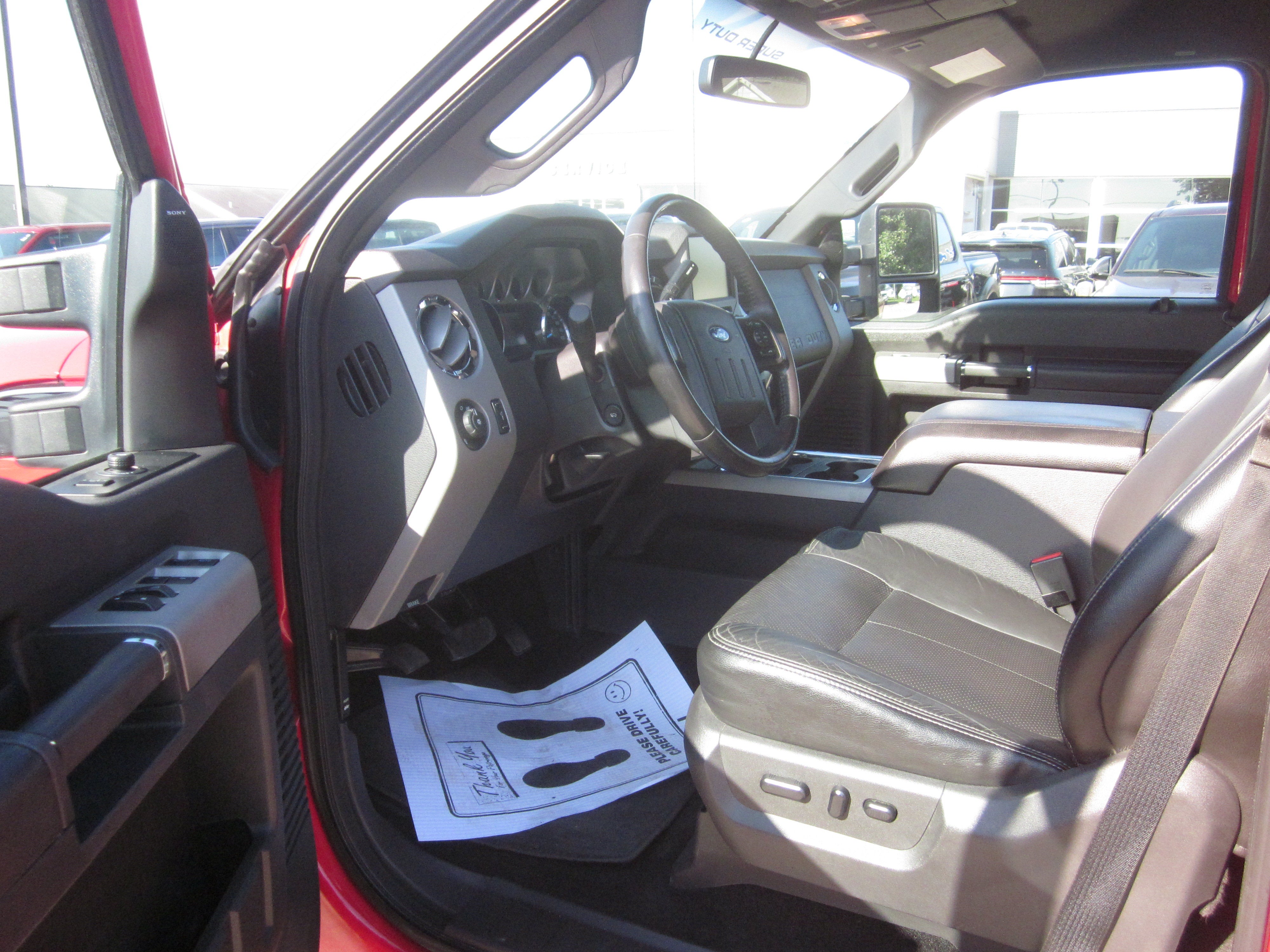 2014 Ford Super Duty F-250 SRW Lariat