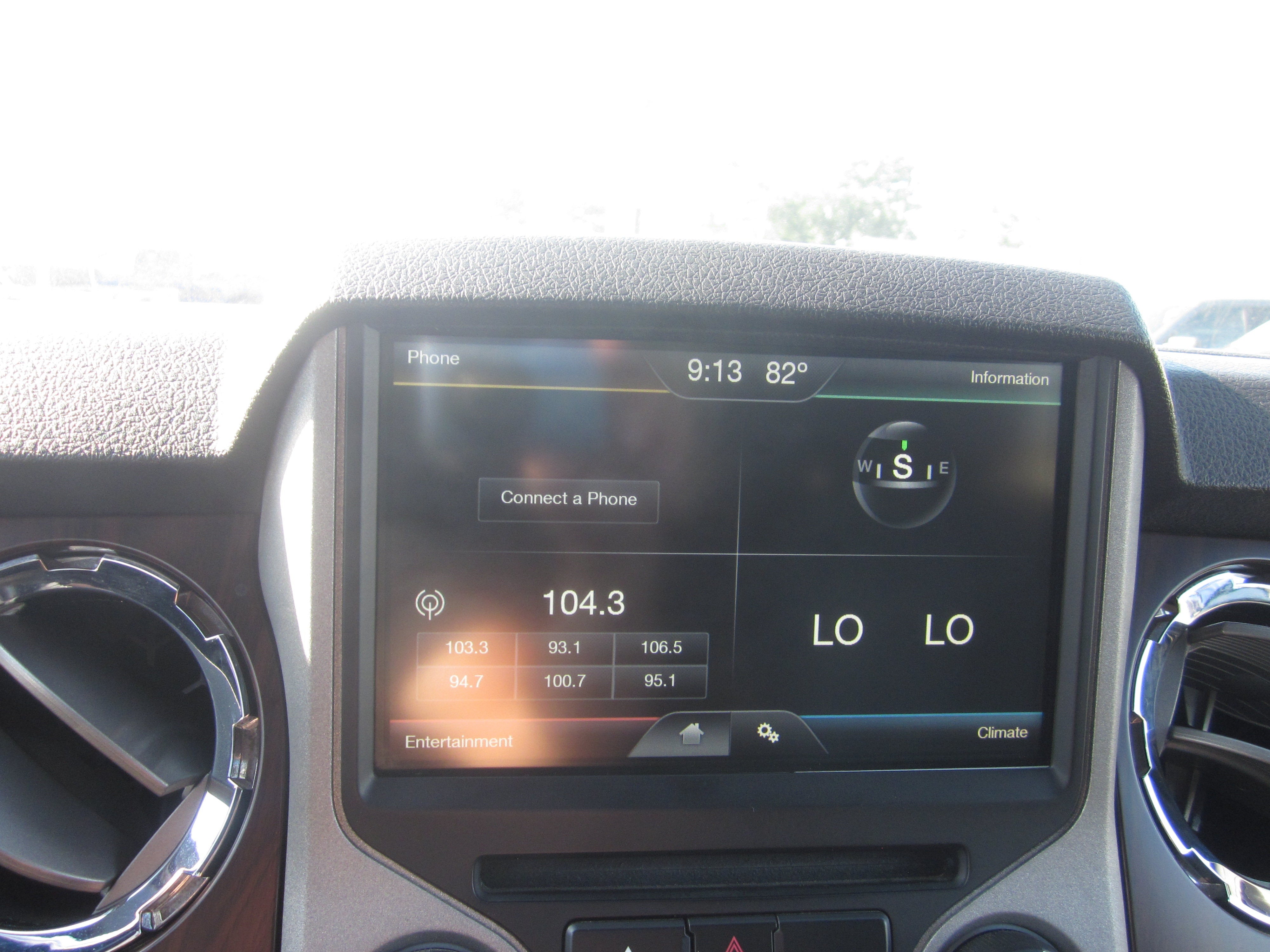 2014 Ford Super Duty F-250 SRW Lariat