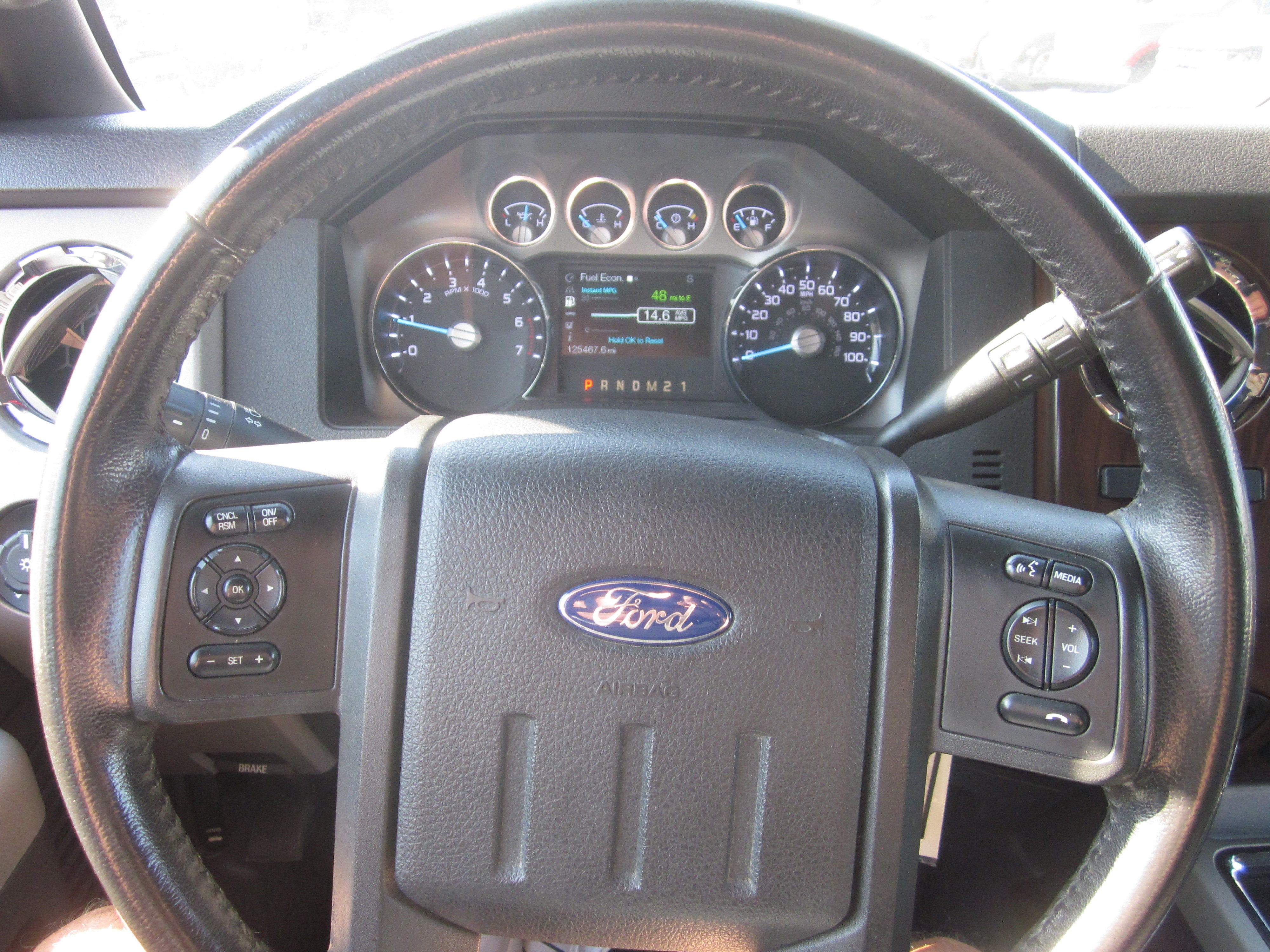 2014 Ford Super Duty F-250 SRW Lariat