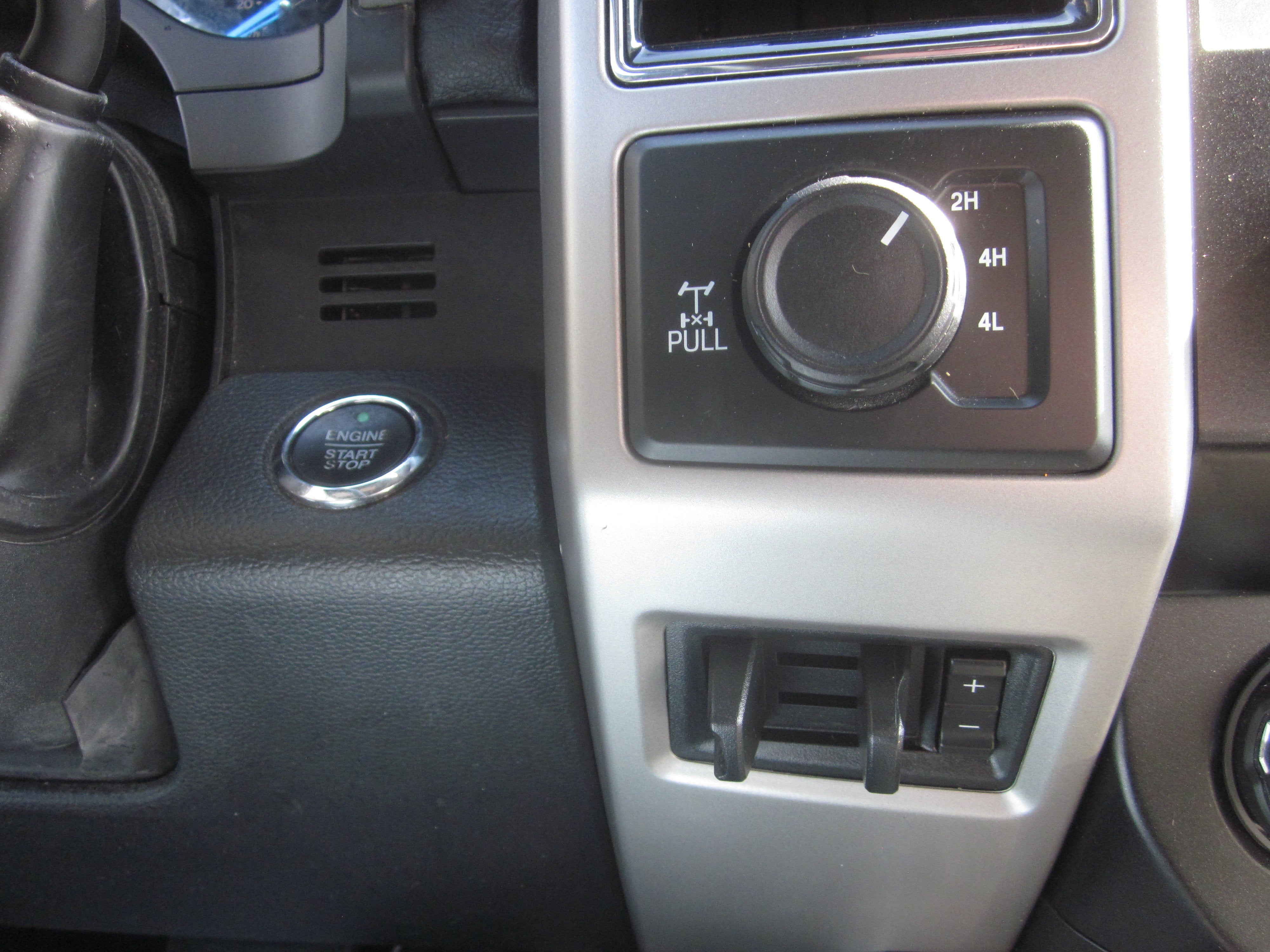 2020 Ford Super Duty F-250 SRW LARIAT