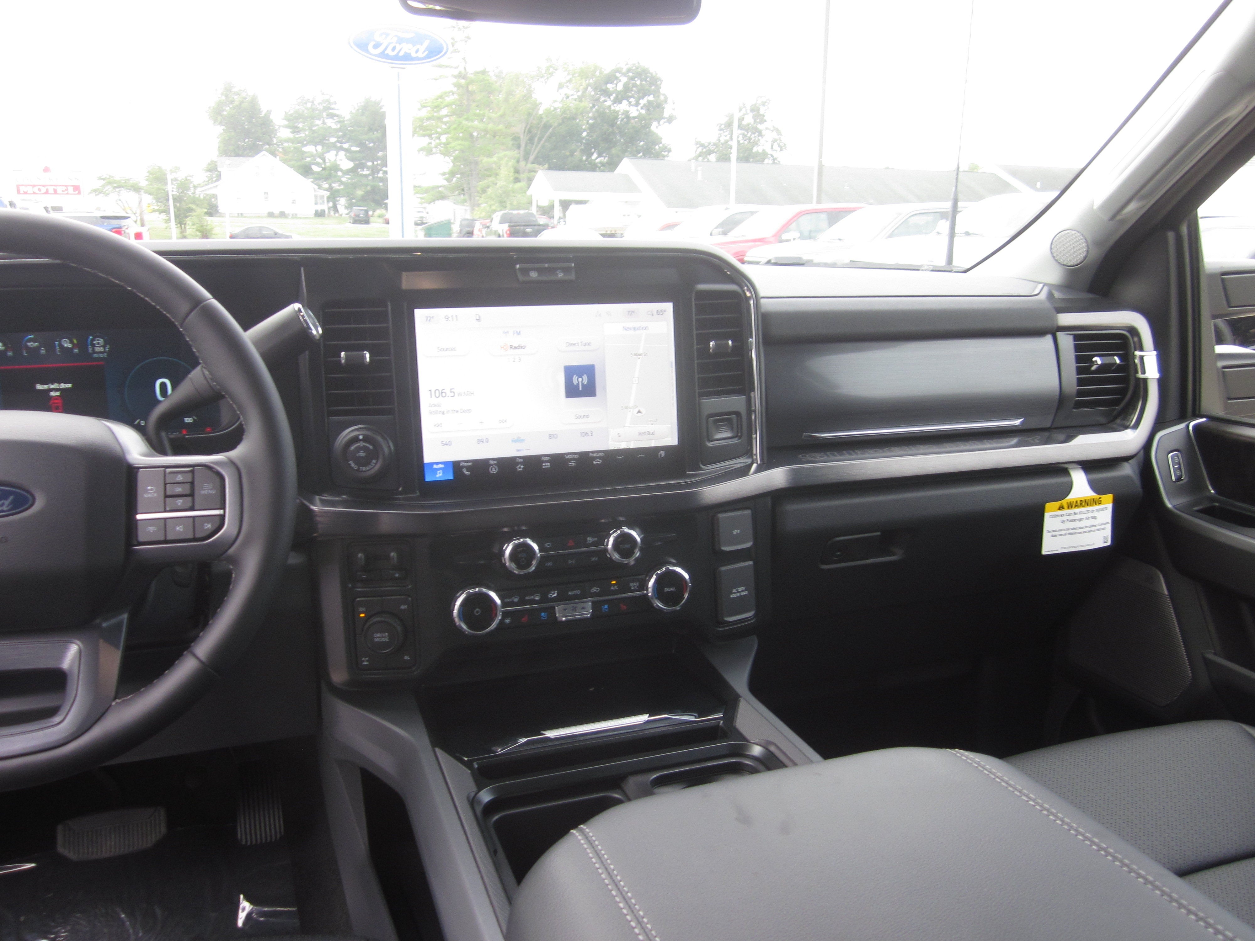 2027 Ford Super Duty F-250 SRW LARIAT