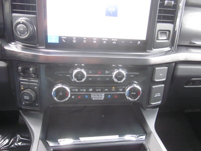 2027 Ford Super Duty F-250 SRW LARIAT