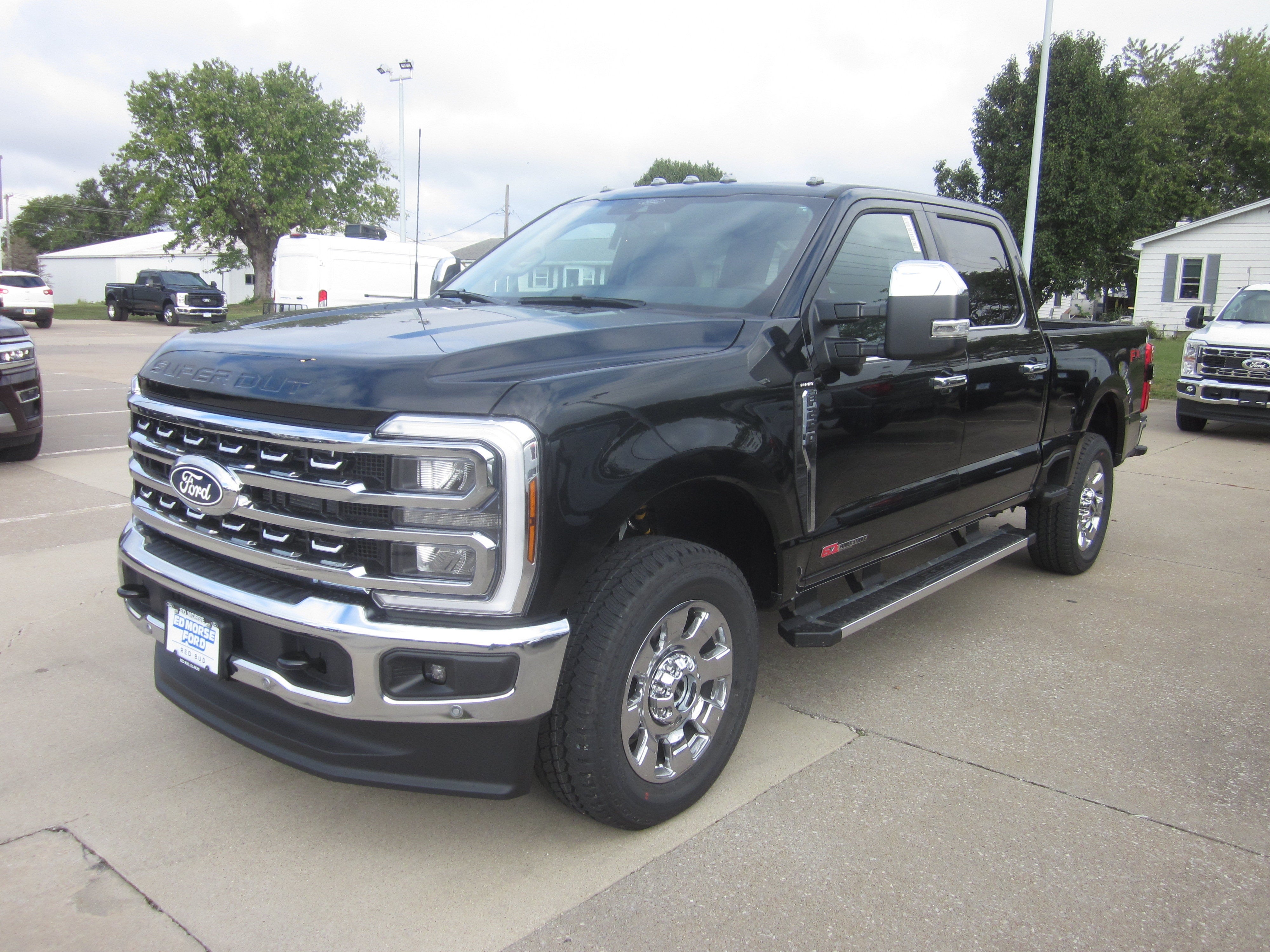 2027 Ford Super Duty F-250 SRW LARIAT