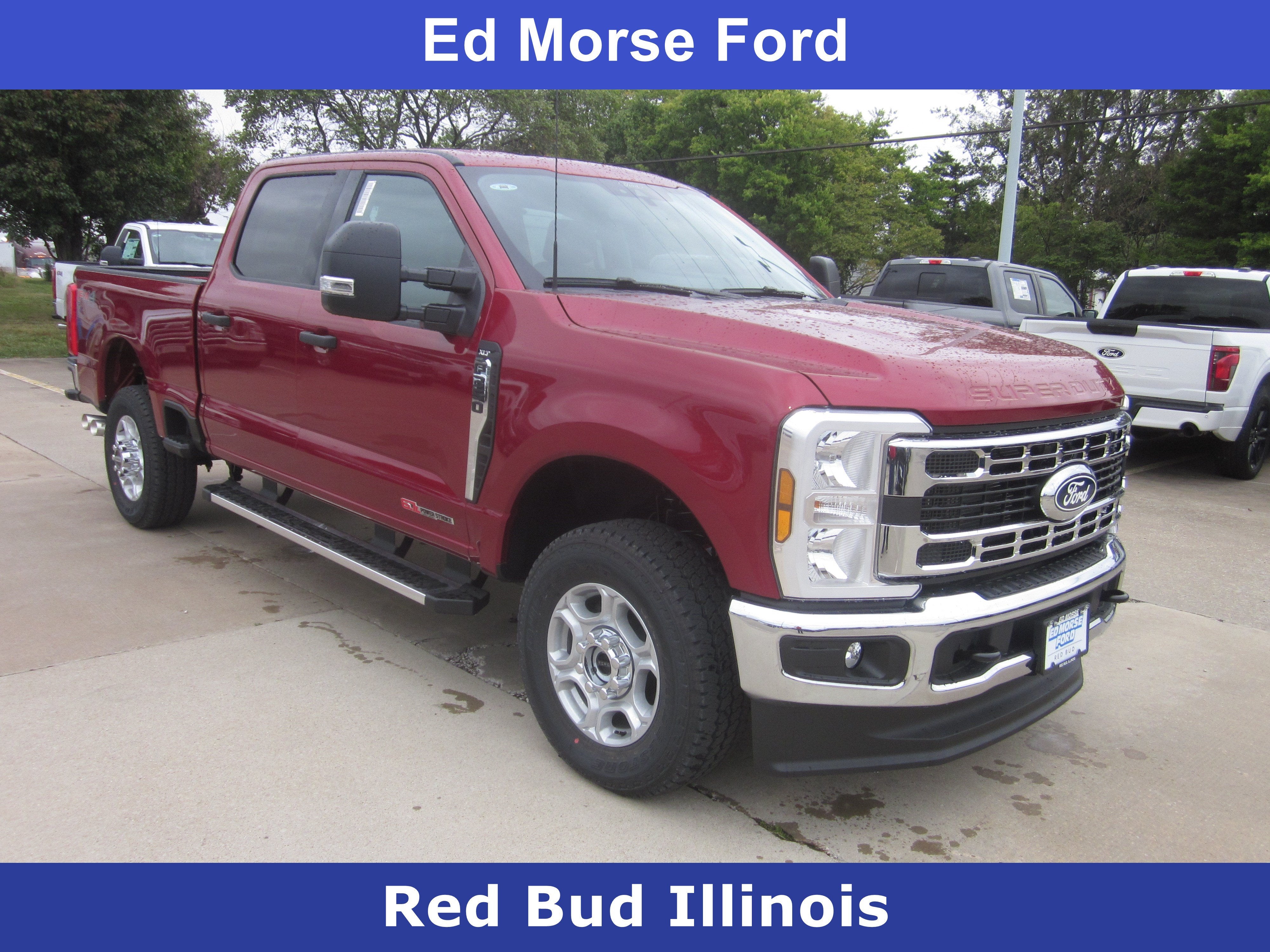 2027 Ford Super Duty F-350 SRW XLT