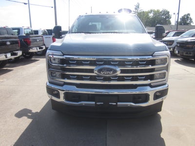 2026 Ford Super Duty F-350 SRW LARIAT