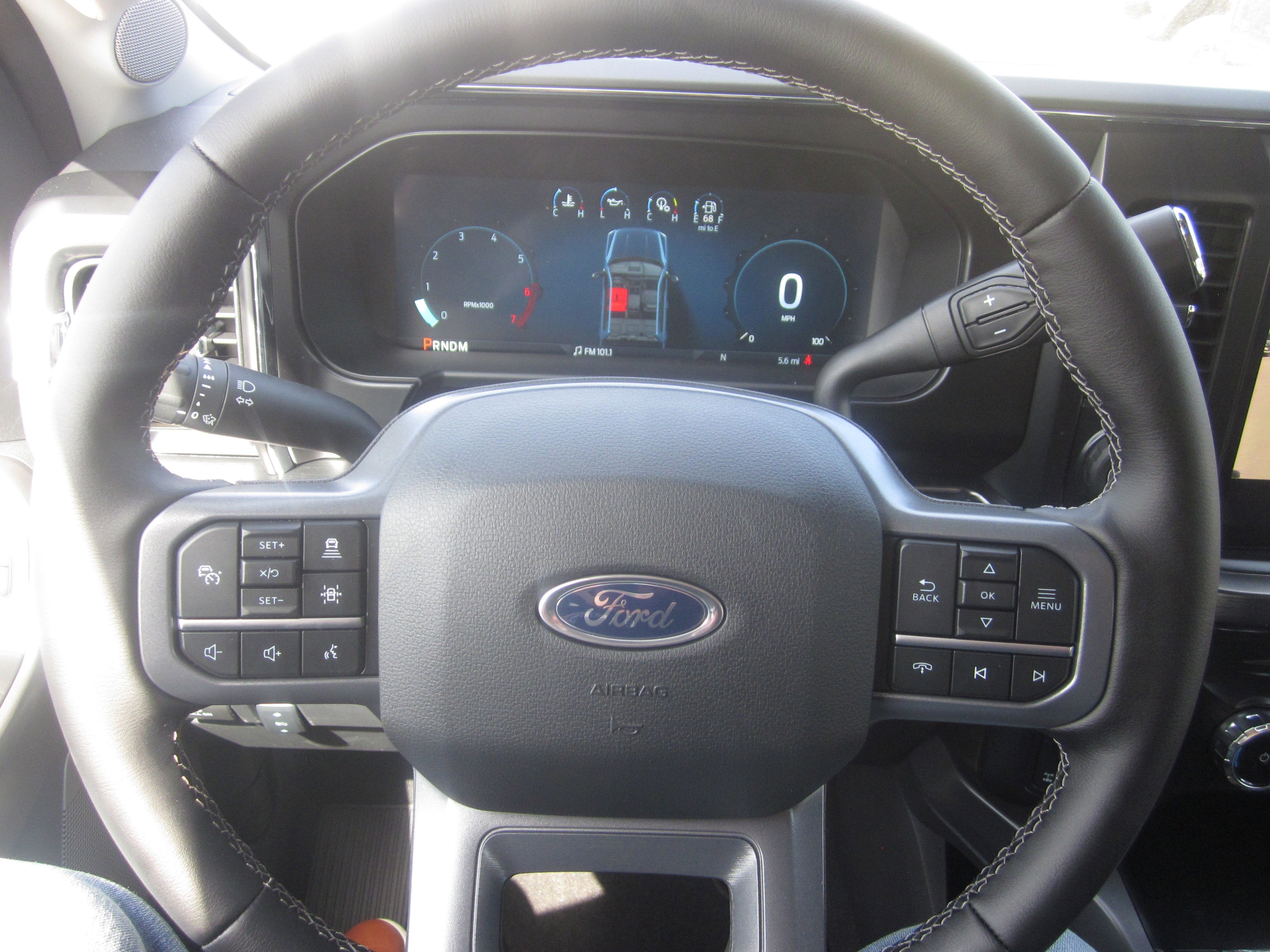 2026 Ford Super Duty F-350 SRW LARIAT