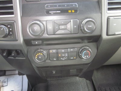 2017 Ford Super Duty F-350 DRW XL