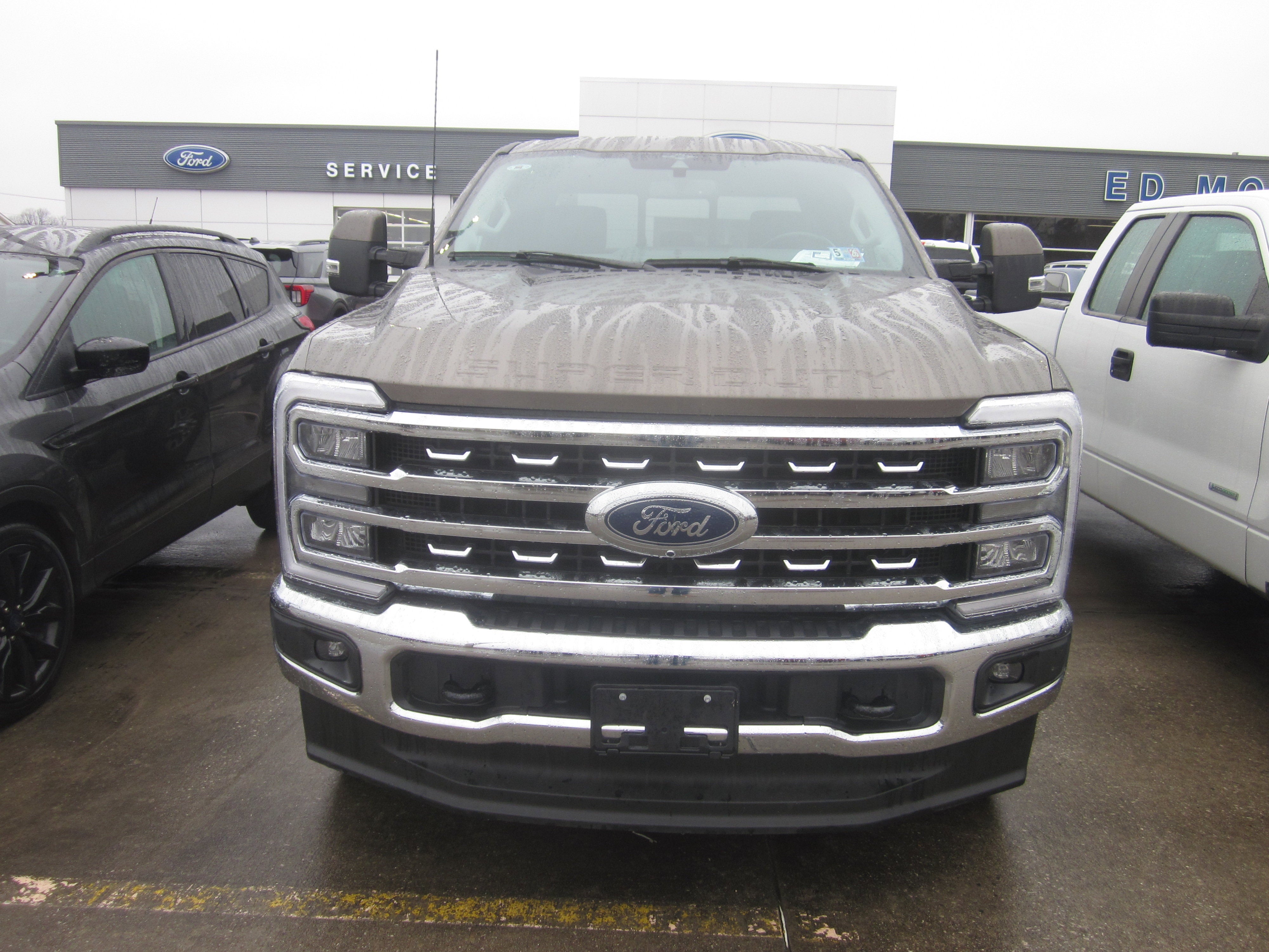 2023 Ford Super Duty F-350 SRW LARIAT