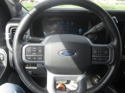 2023 Ford Super Duty F-350 SRW LARIAT