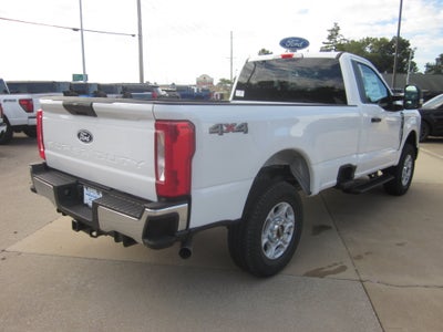 2027 Ford Super Duty F-250 SRW XLT