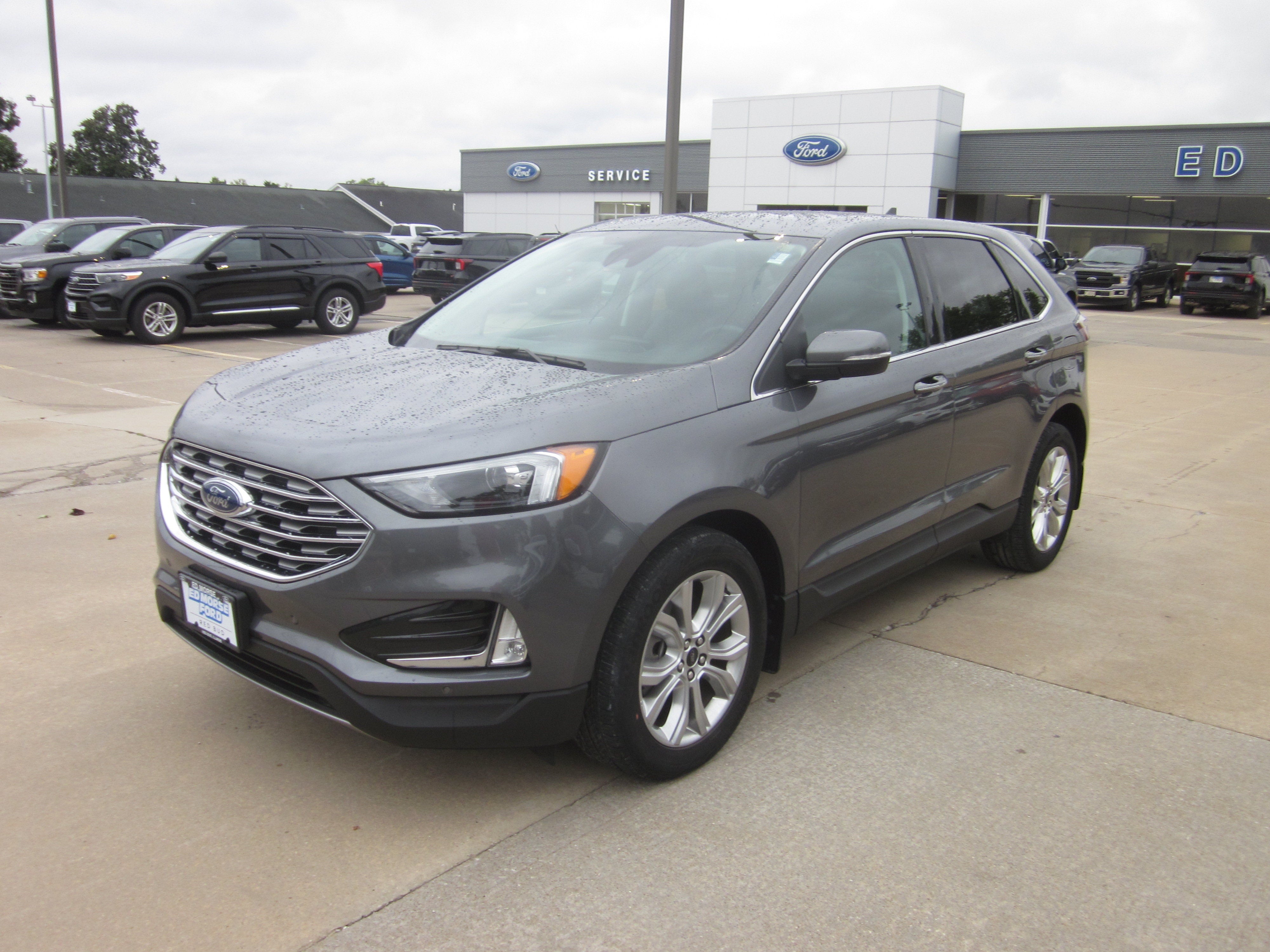 2024 Ford Edge Titanium