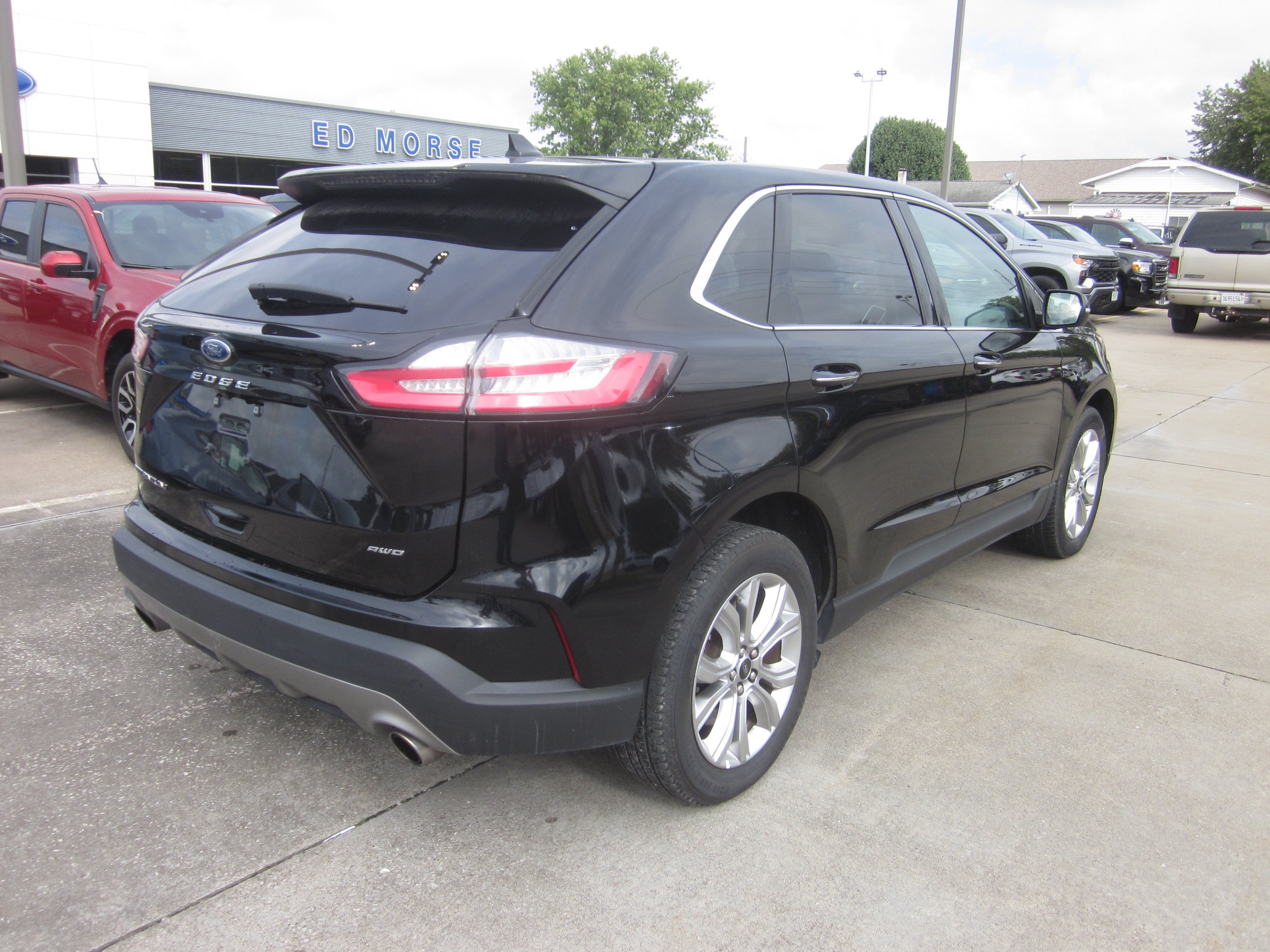 2024 Ford Edge Titanium
