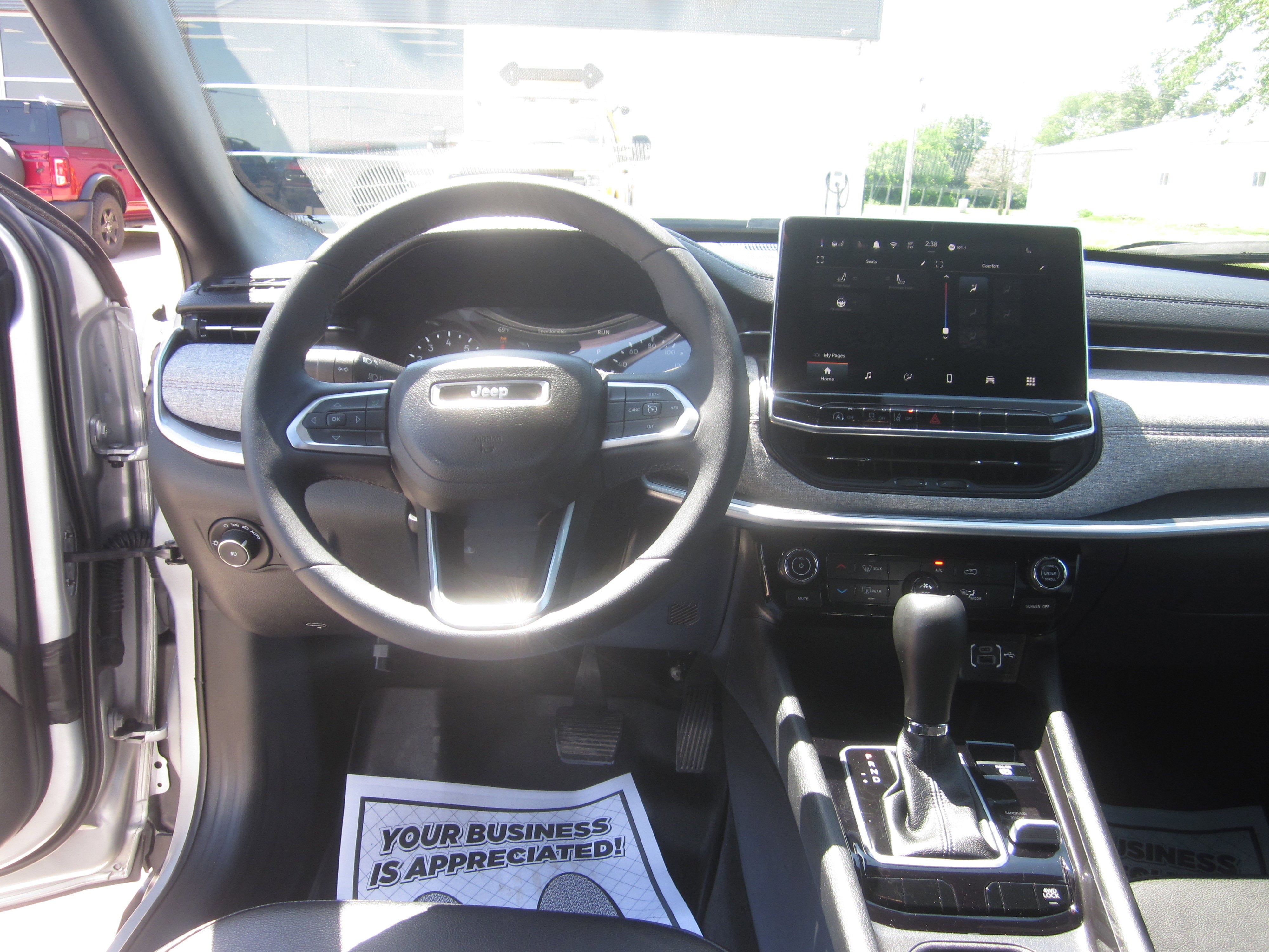 2024 Jeep Compass Latitude Lux
