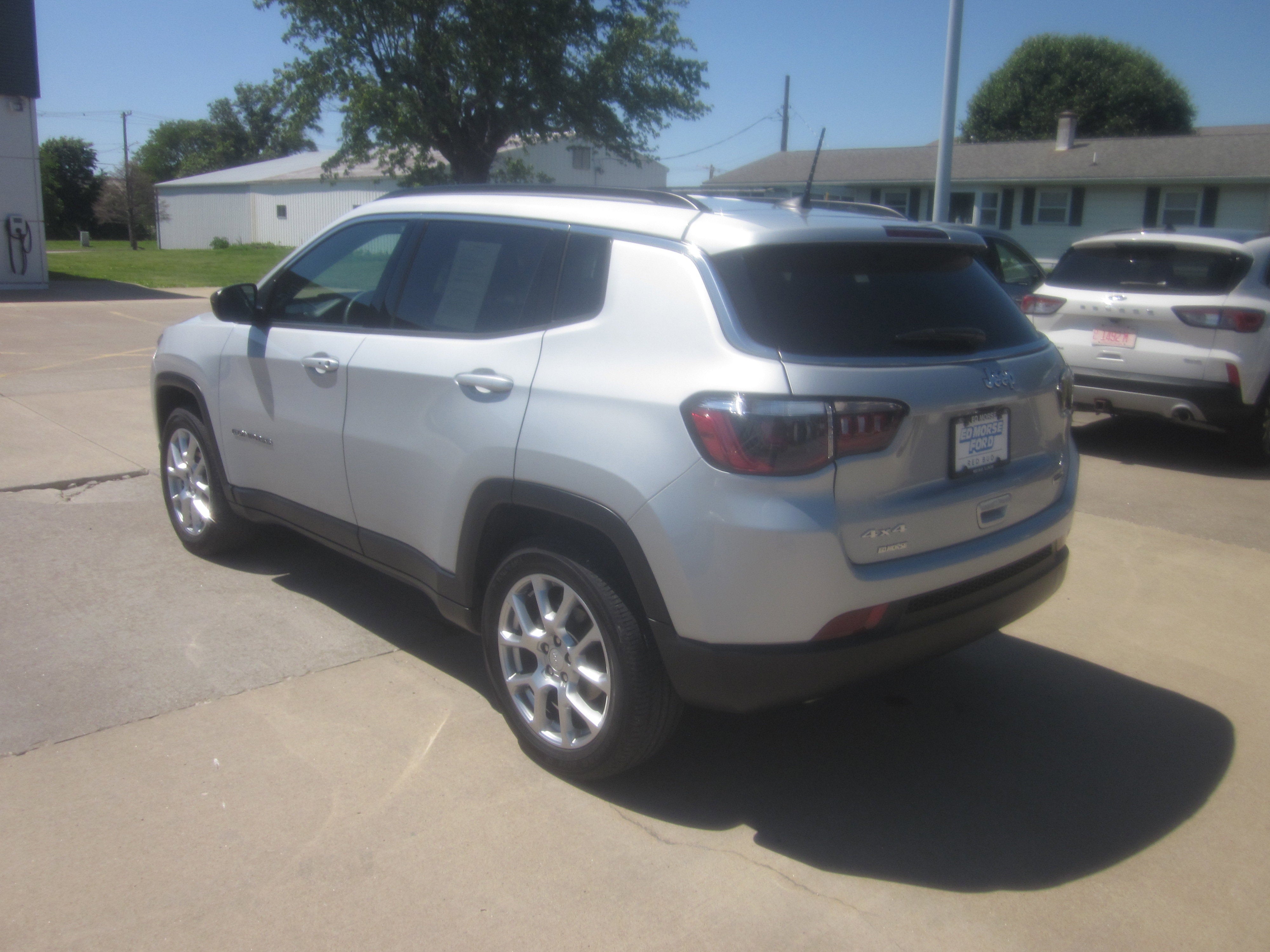 2024 Jeep Compass Latitude Lux