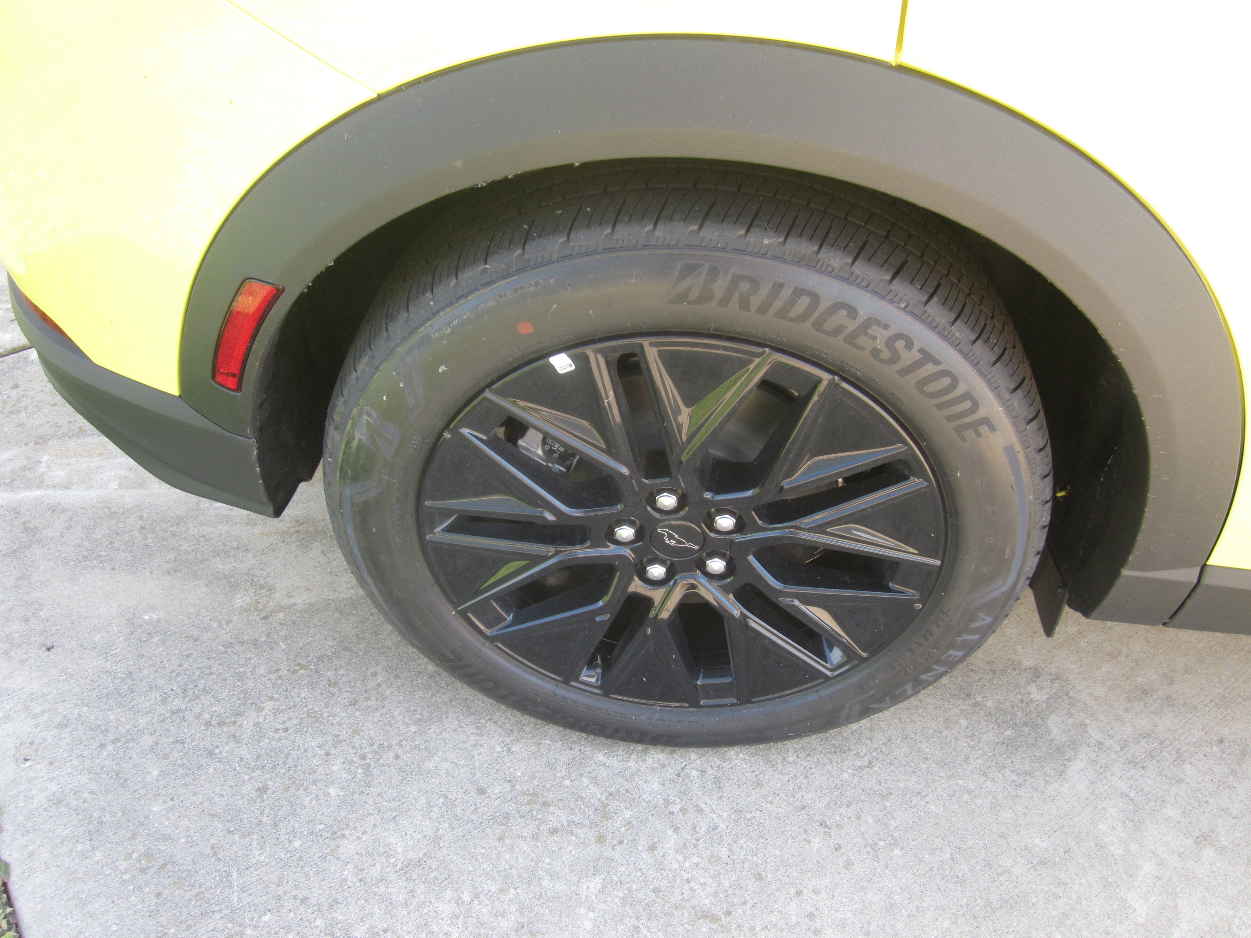 2025 Ford Mustang Mach-E Select