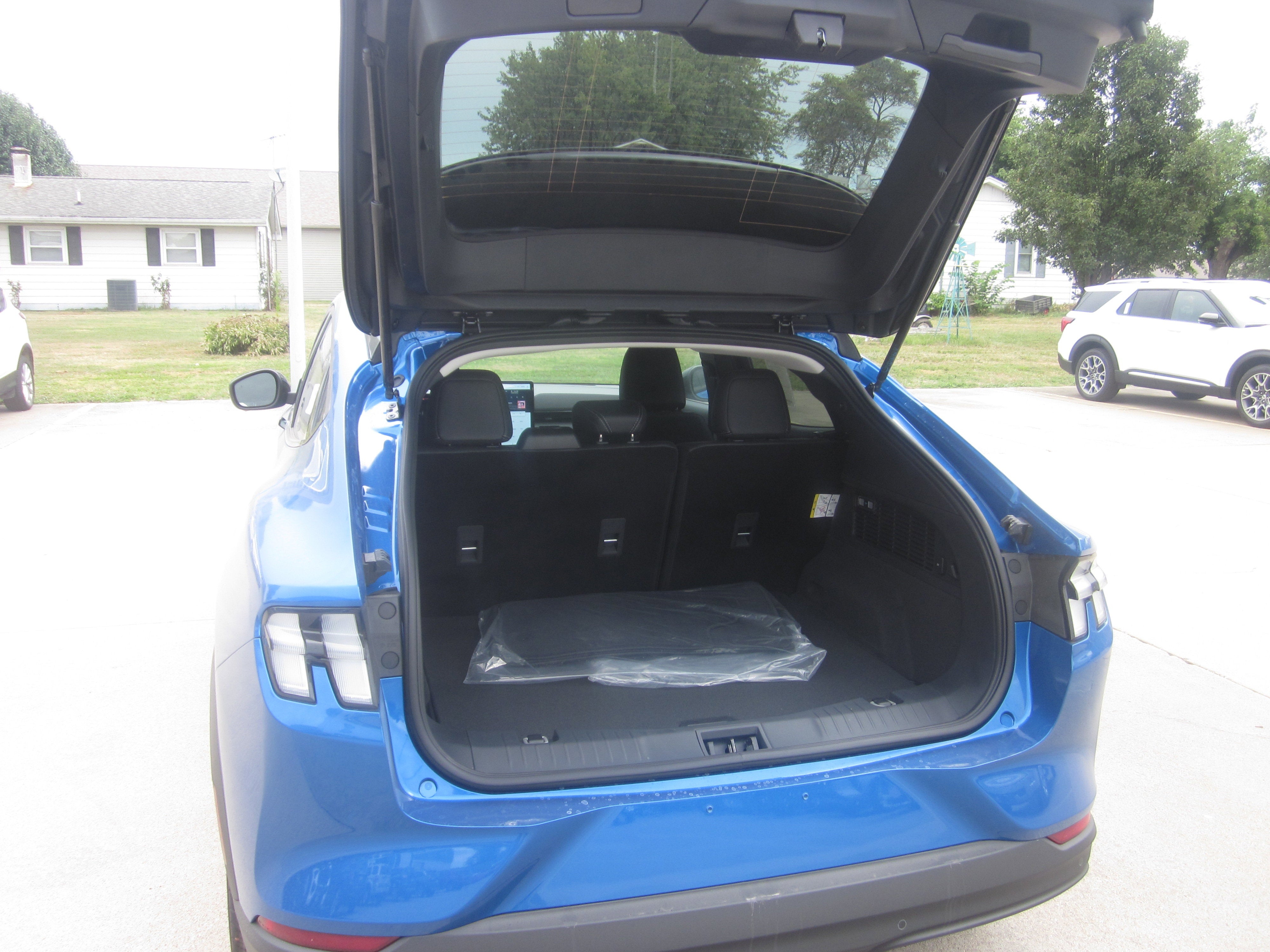 2025 Ford Mustang Mach-E Select