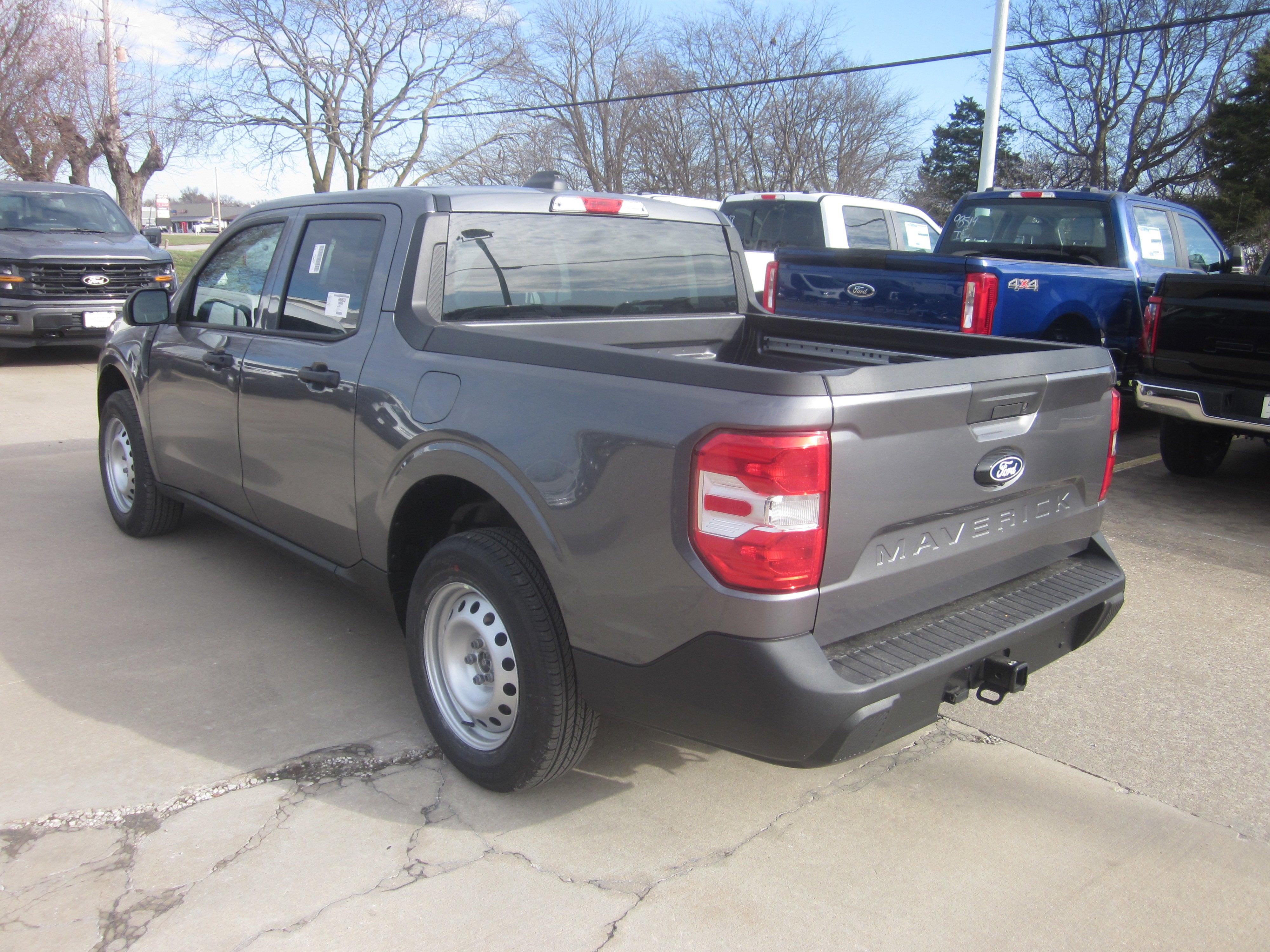 2025 Ford Maverick XL